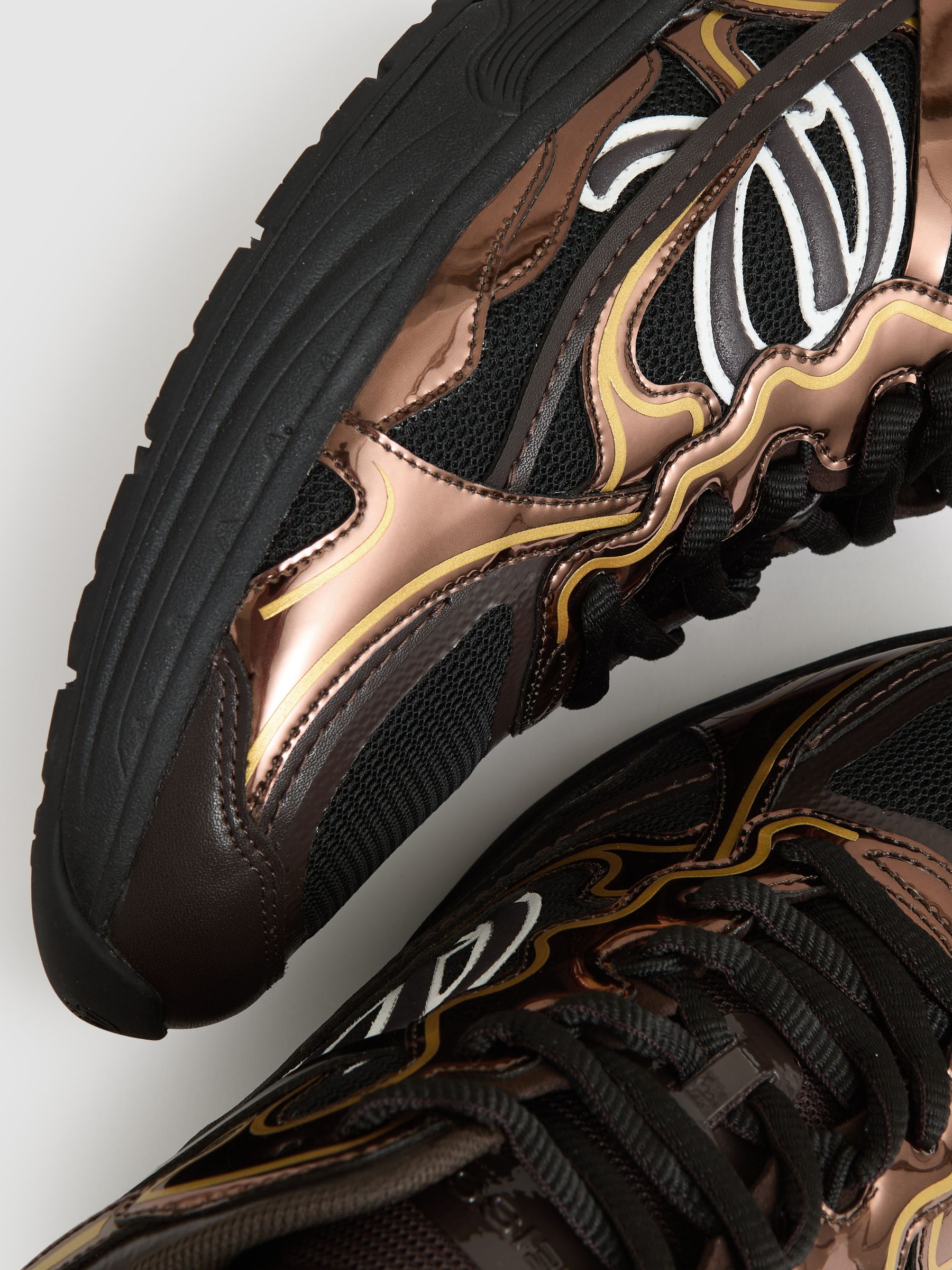 Overlay Logo Running Trainers in Electric Brown