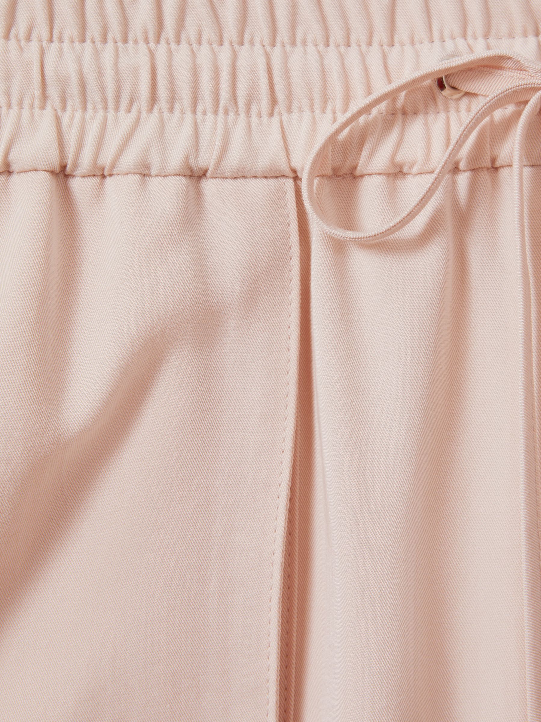 Drawstring Shorts with TENCEL? Fibers in Pink