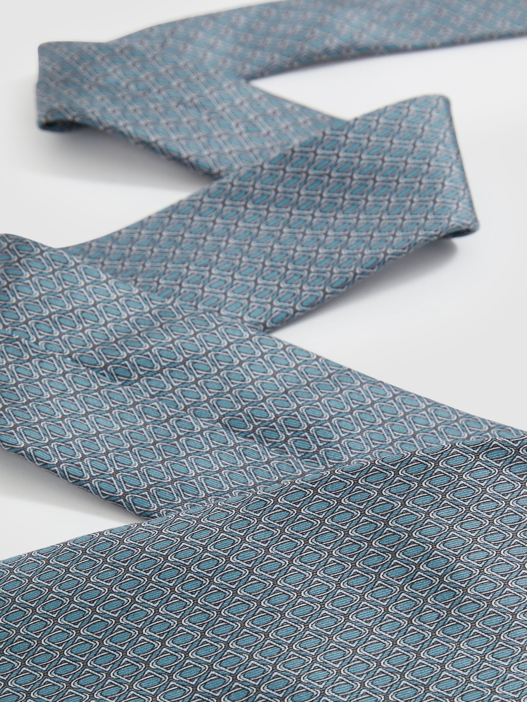 Silk Geometric-Print Tie in Soft Blue