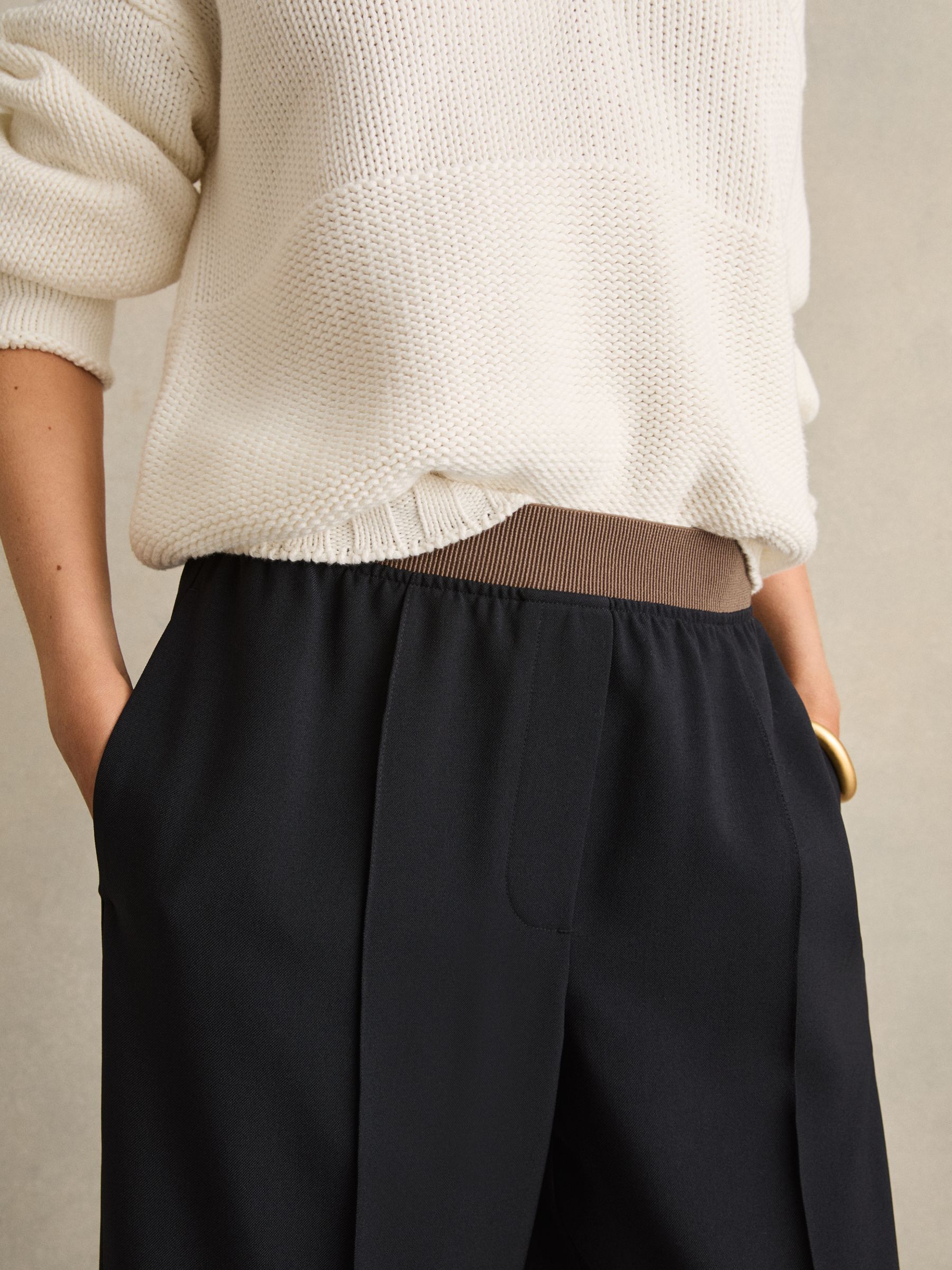 Wide-Leg Elasticated-Waist Trousers in Navy