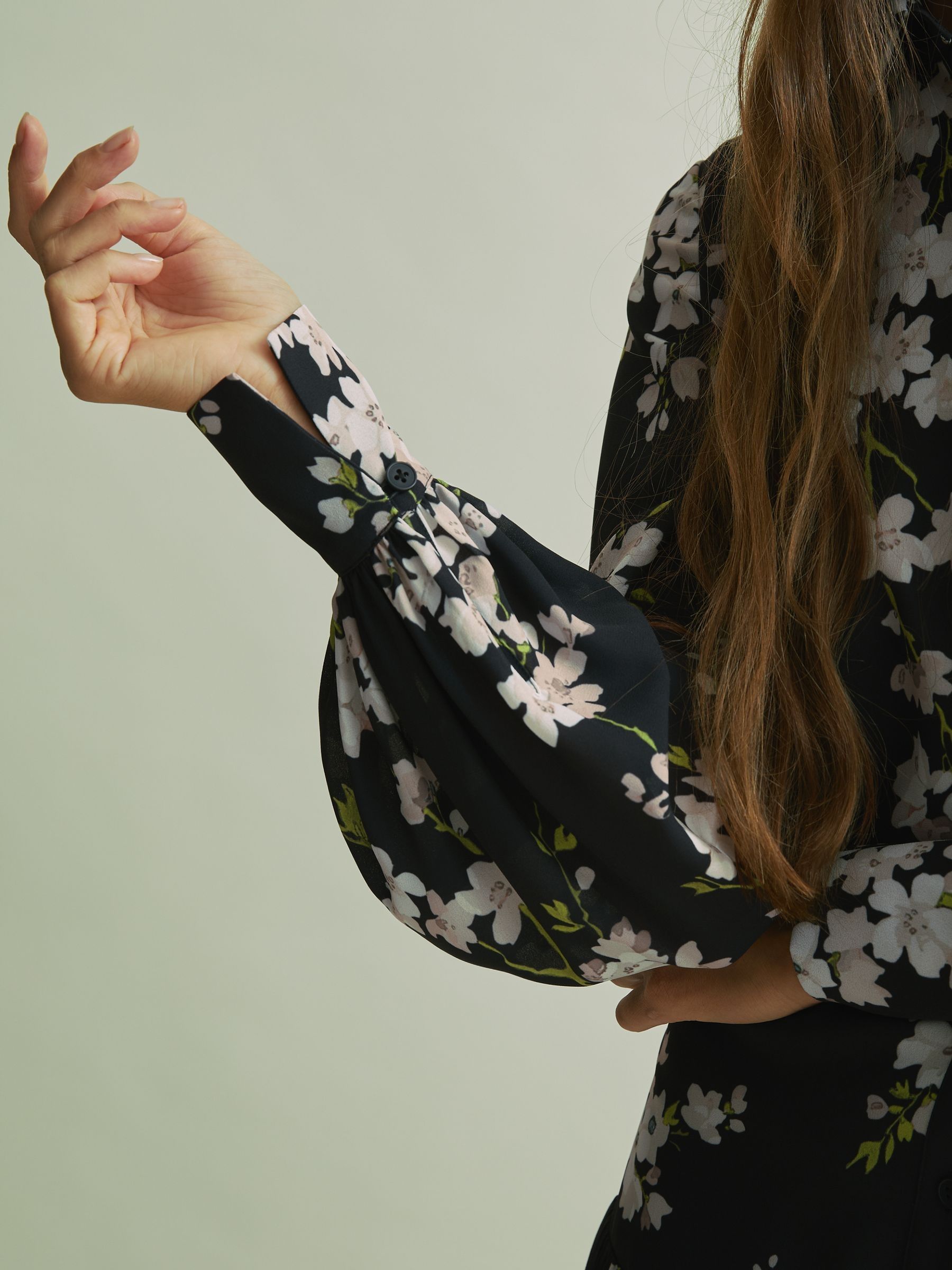 Florere Dropped Waist Shirt Midi Dress in Black