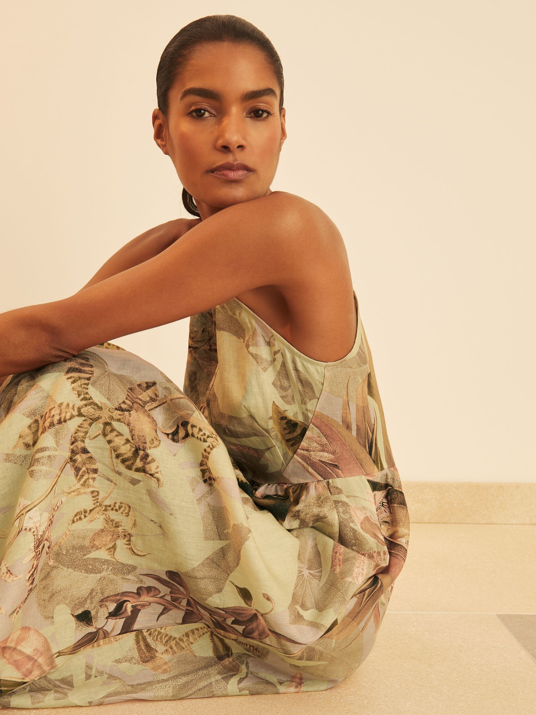 Reiss | NYBG Linen Floral Midi Dress in Neutral