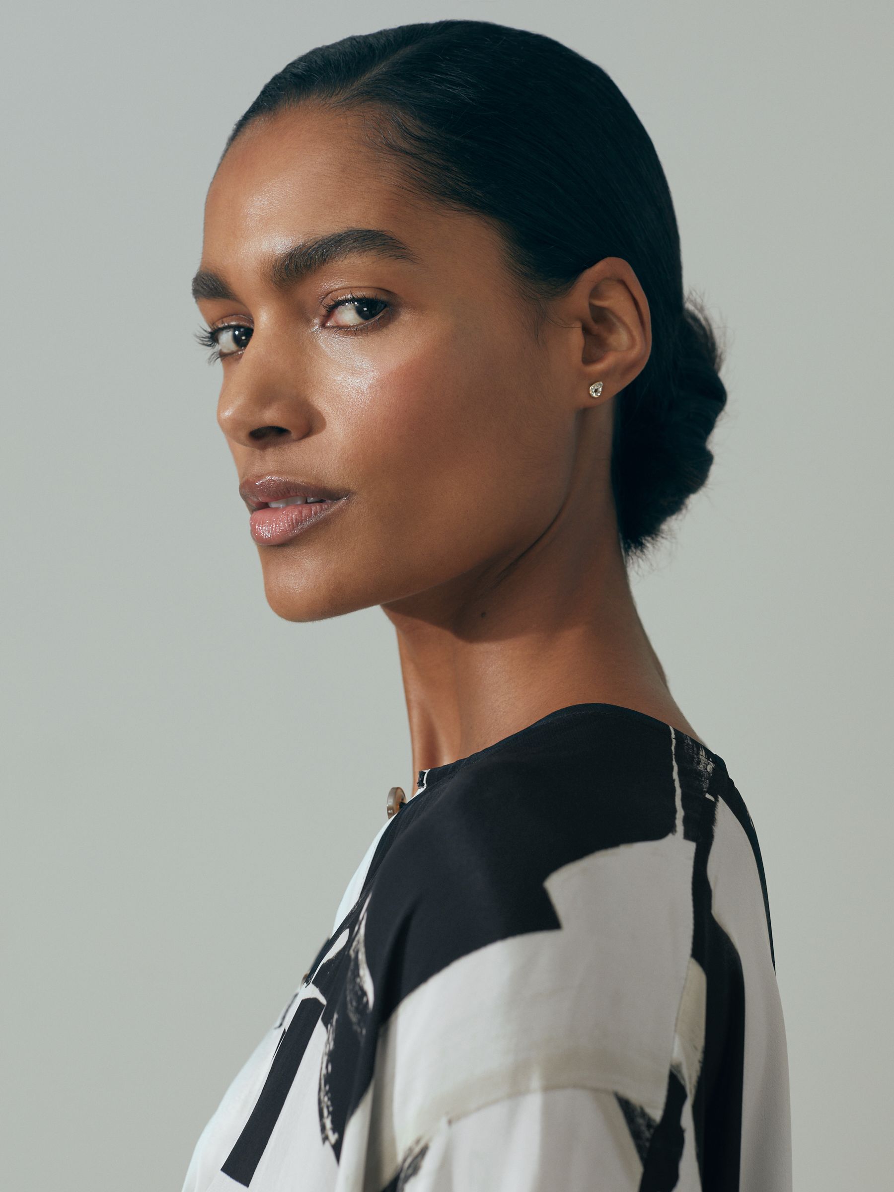 Atelier Italian Cape Sleeve Mini Dress in White/Black