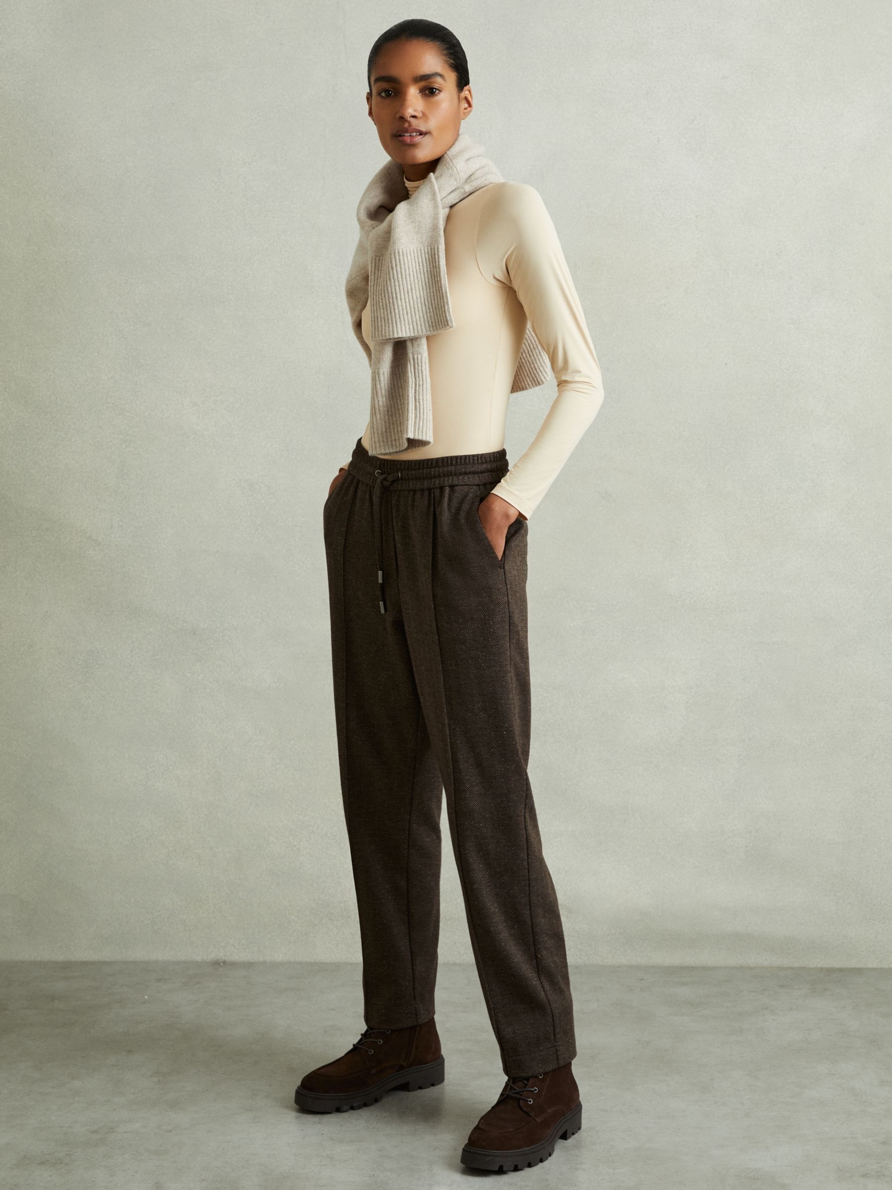 Marled Cotton Blend Drawstring Tapered Trousers in Chocolate
