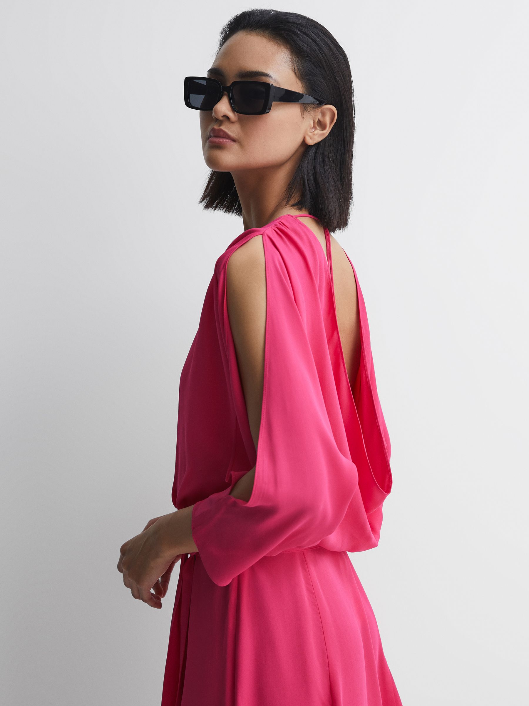 Open Back Split Sleeve Mini Dress in Bright Pink