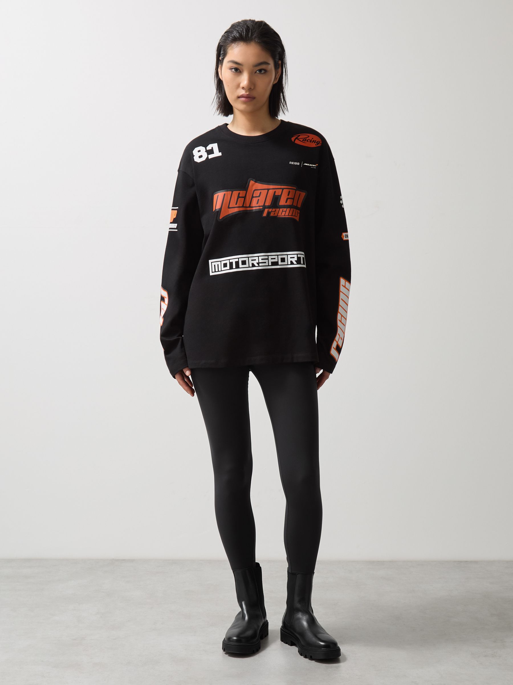 McLaren F1 Team Cotton Logo T-Shirt Unisex Fit in Black