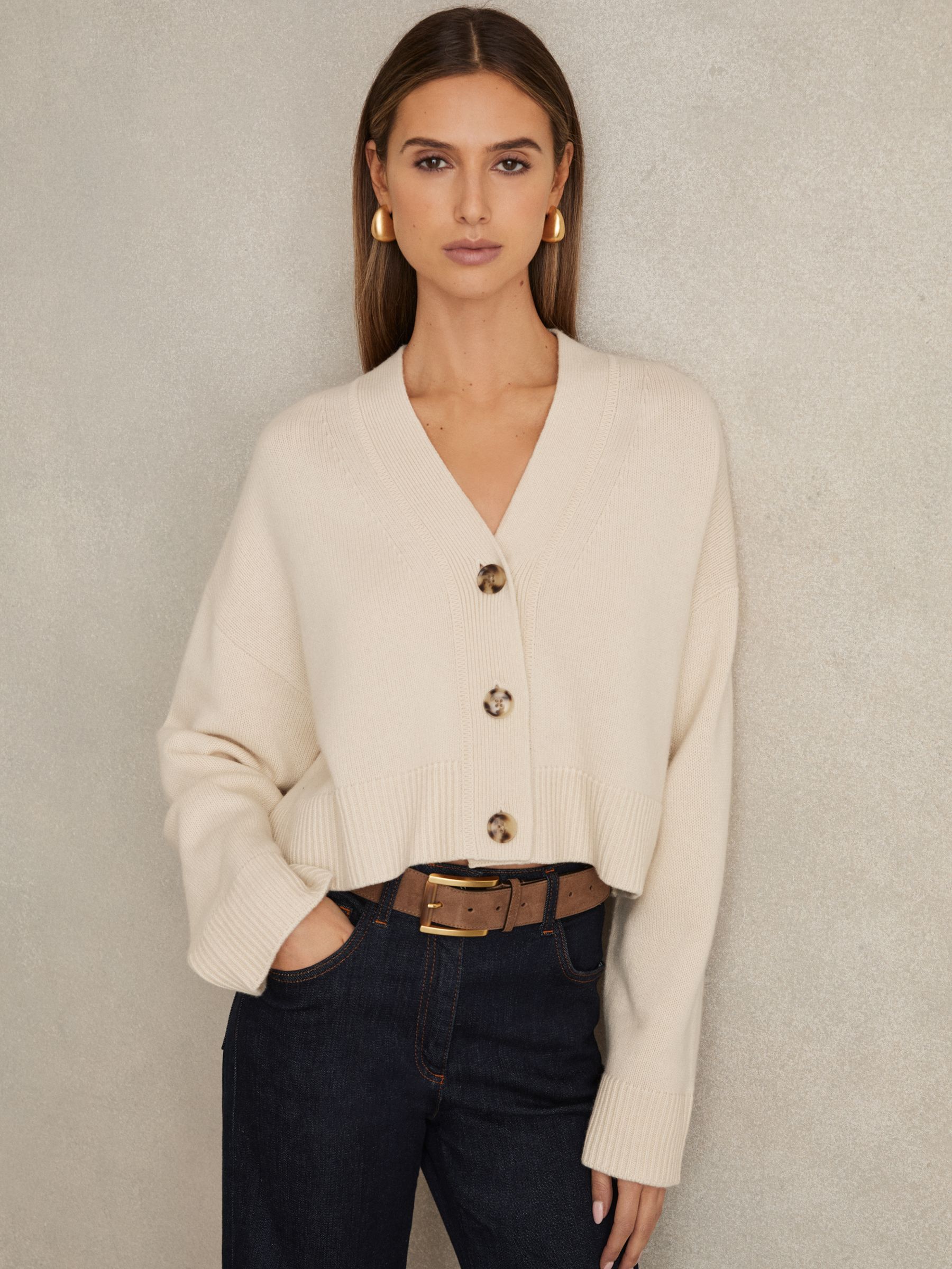 Wool-Cashmere Cropped Cardigan in Cream