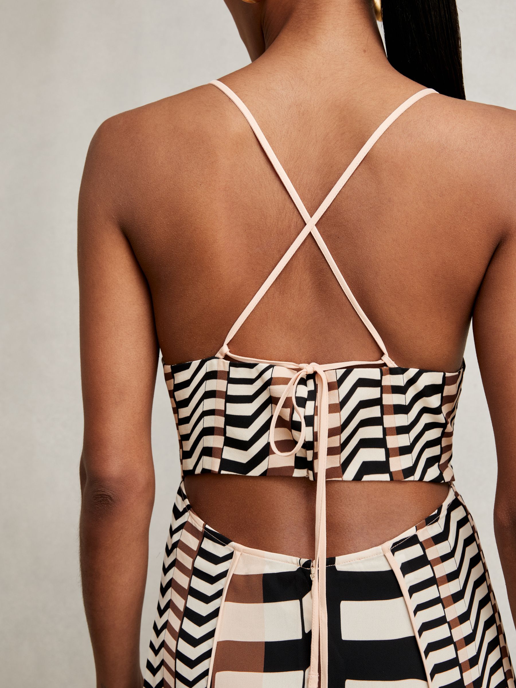 Chevron-Stripe Ruched Midi Dress in Black/Brown