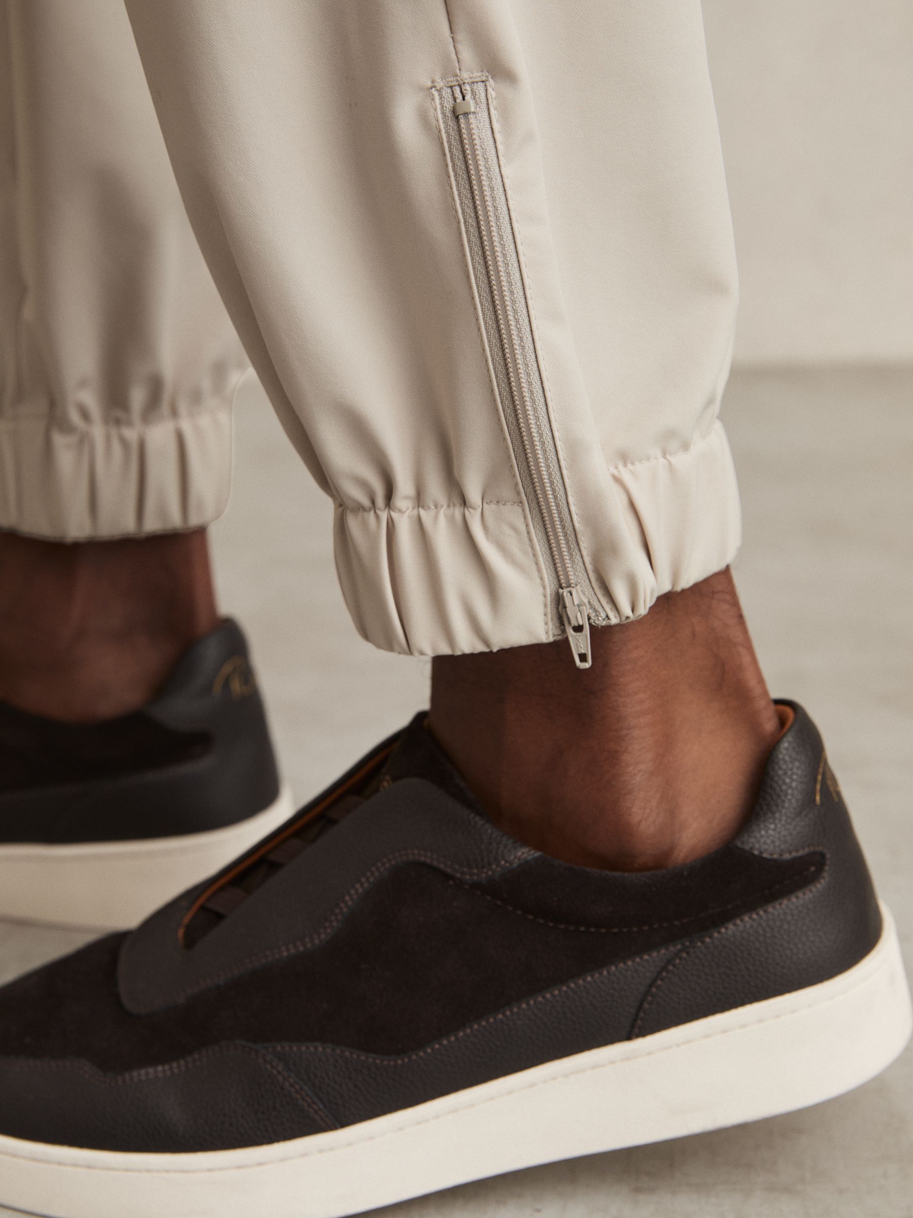 Stretch-Nylon Cuff Trousers in Stone