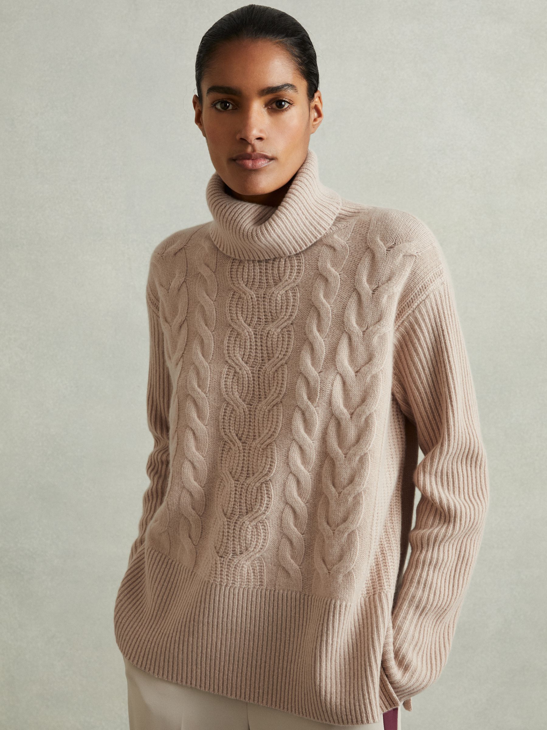 Wool-Cashmere Cable Knit Roll Neck Jumper in Mink