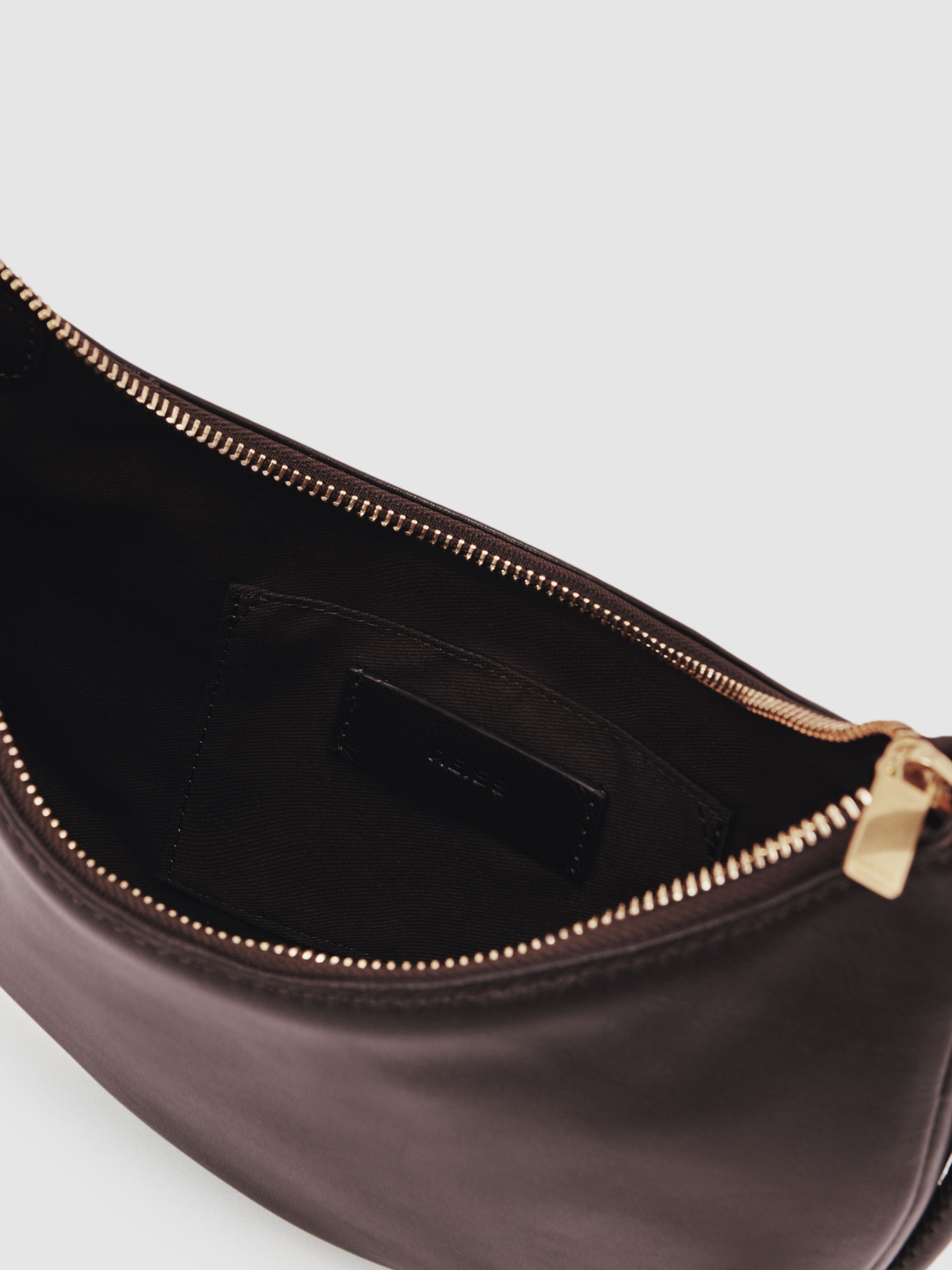 Leather Rope Strap Shoulder Bag in Oxblood