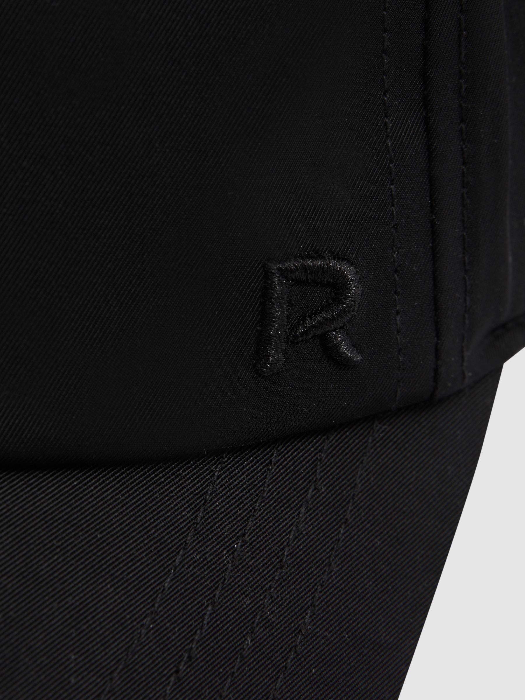 Logo-Embroidered Baseball Cap in Black