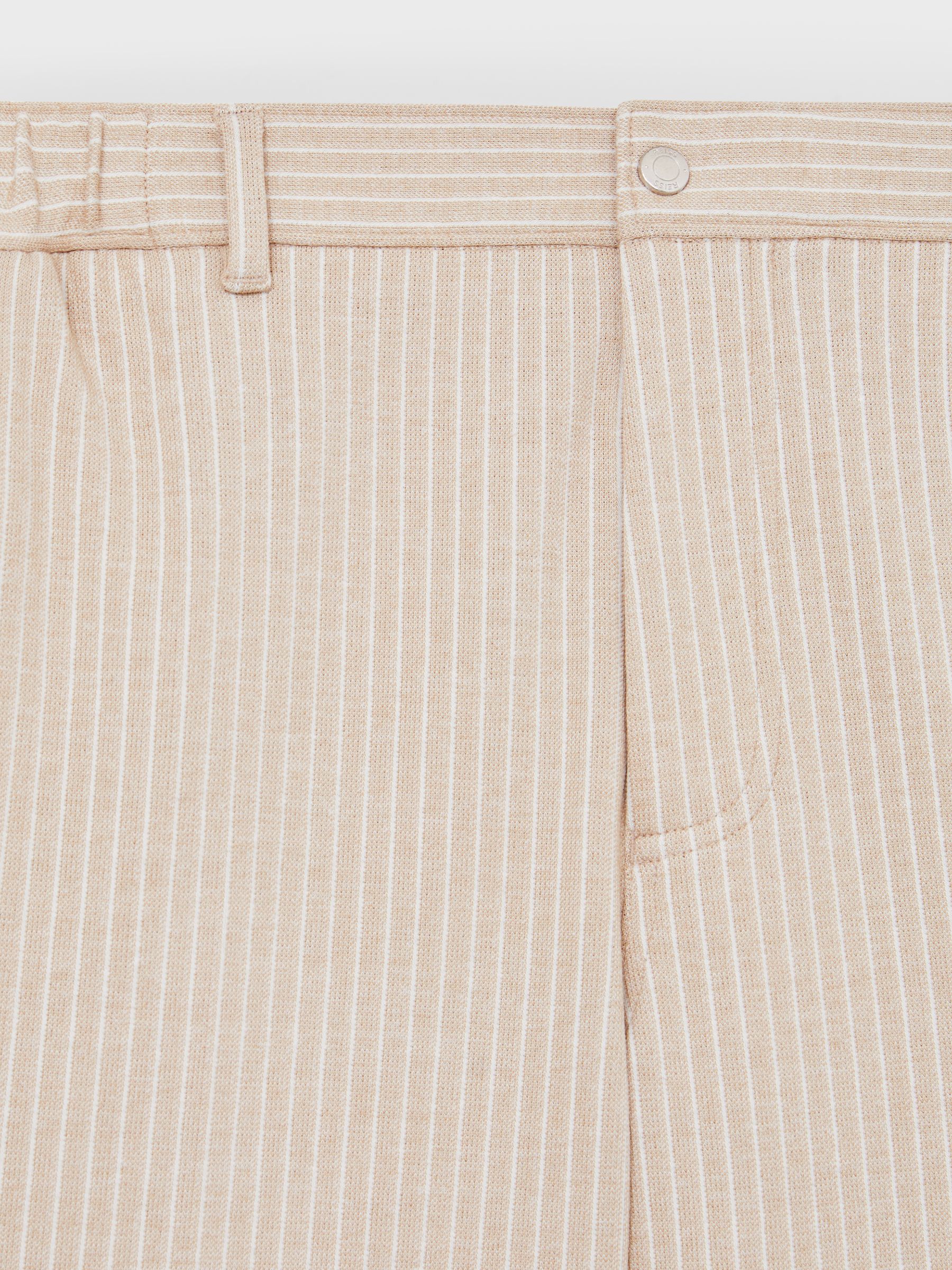 Jersey Pinstripe Shorts in Oatmeal/White