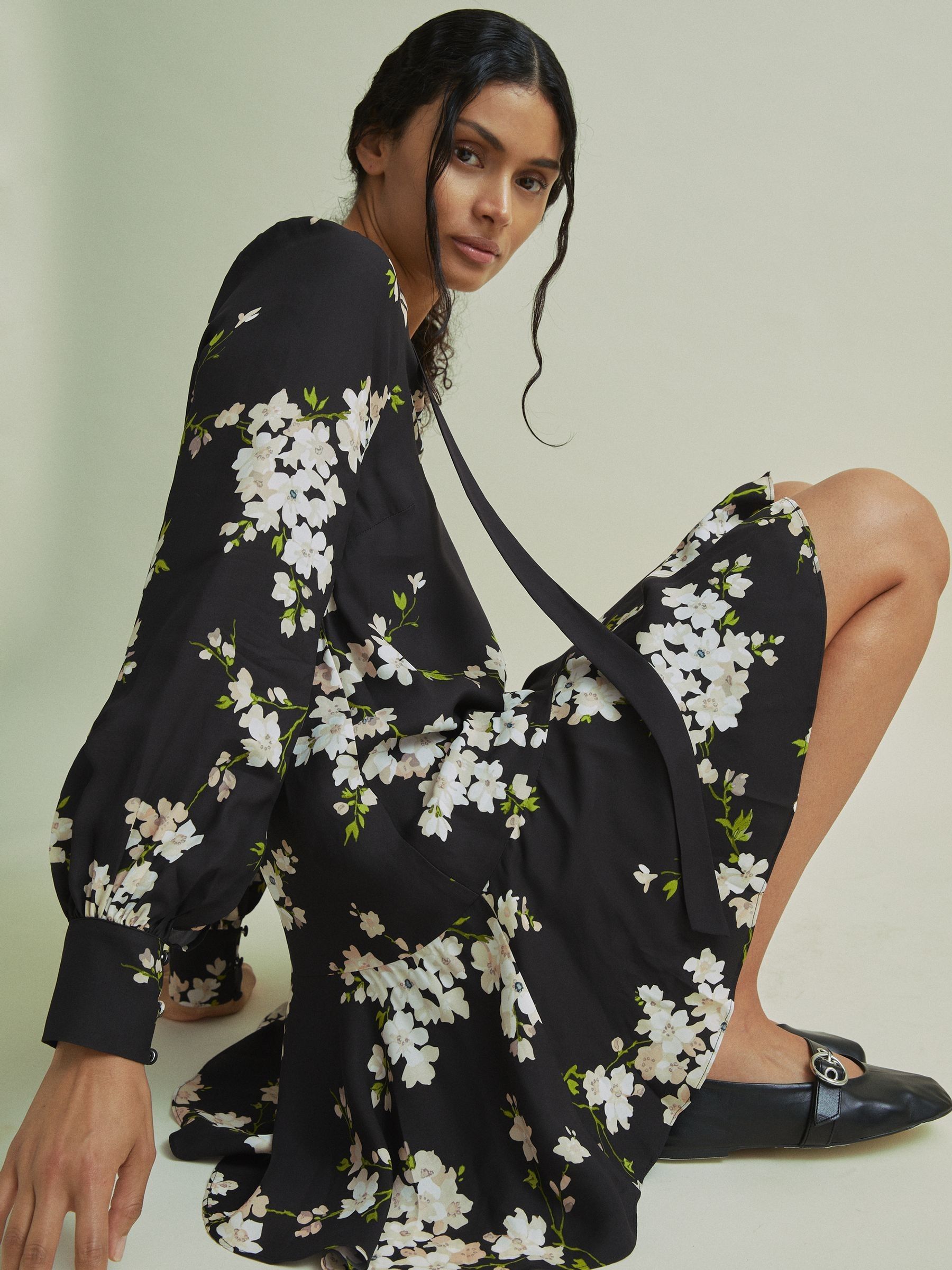 Florere Dropped Waist Mini Dress in Black