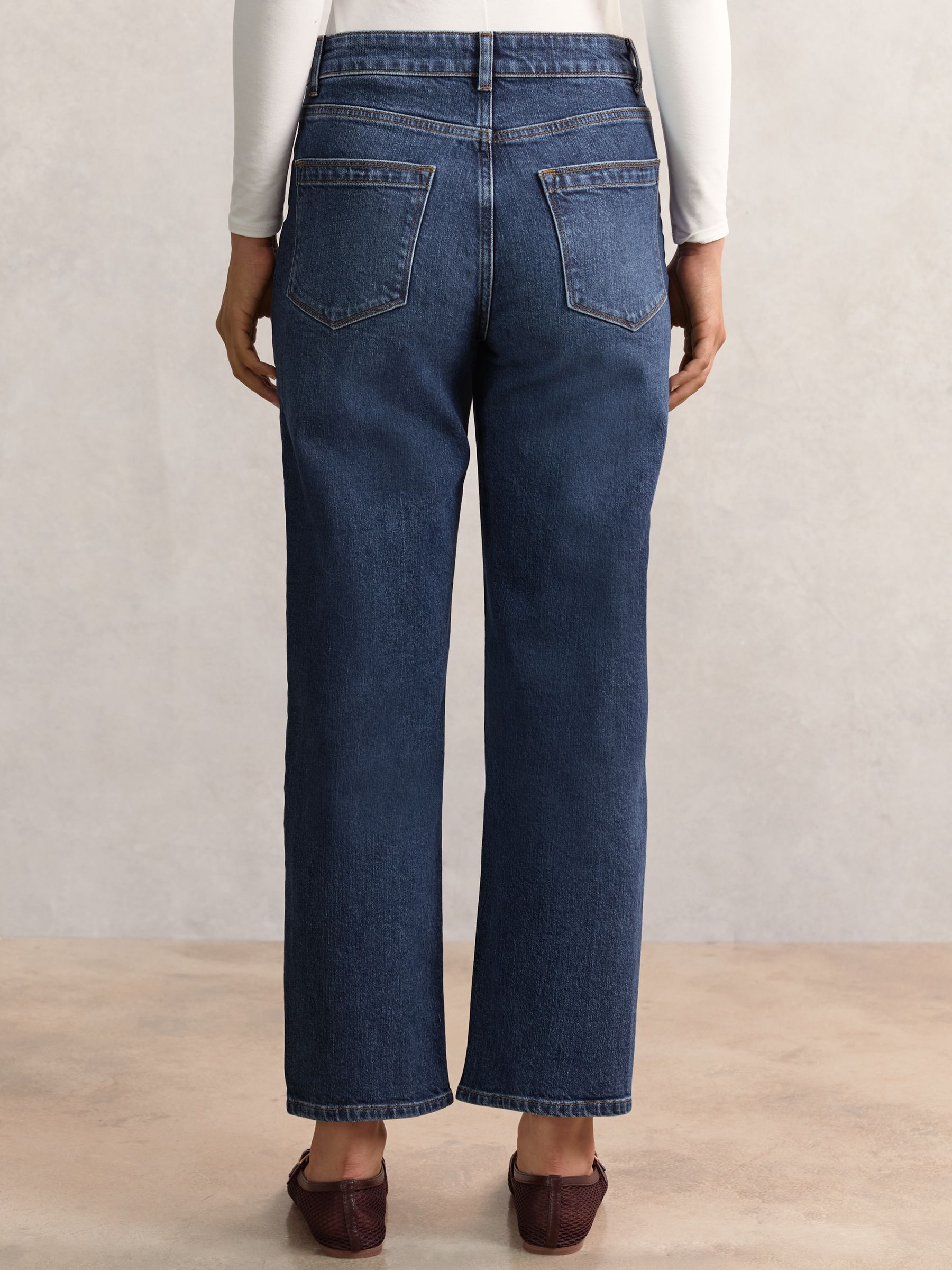 Petite Straight Leg Patch Pocket Jeans in Mid Blue