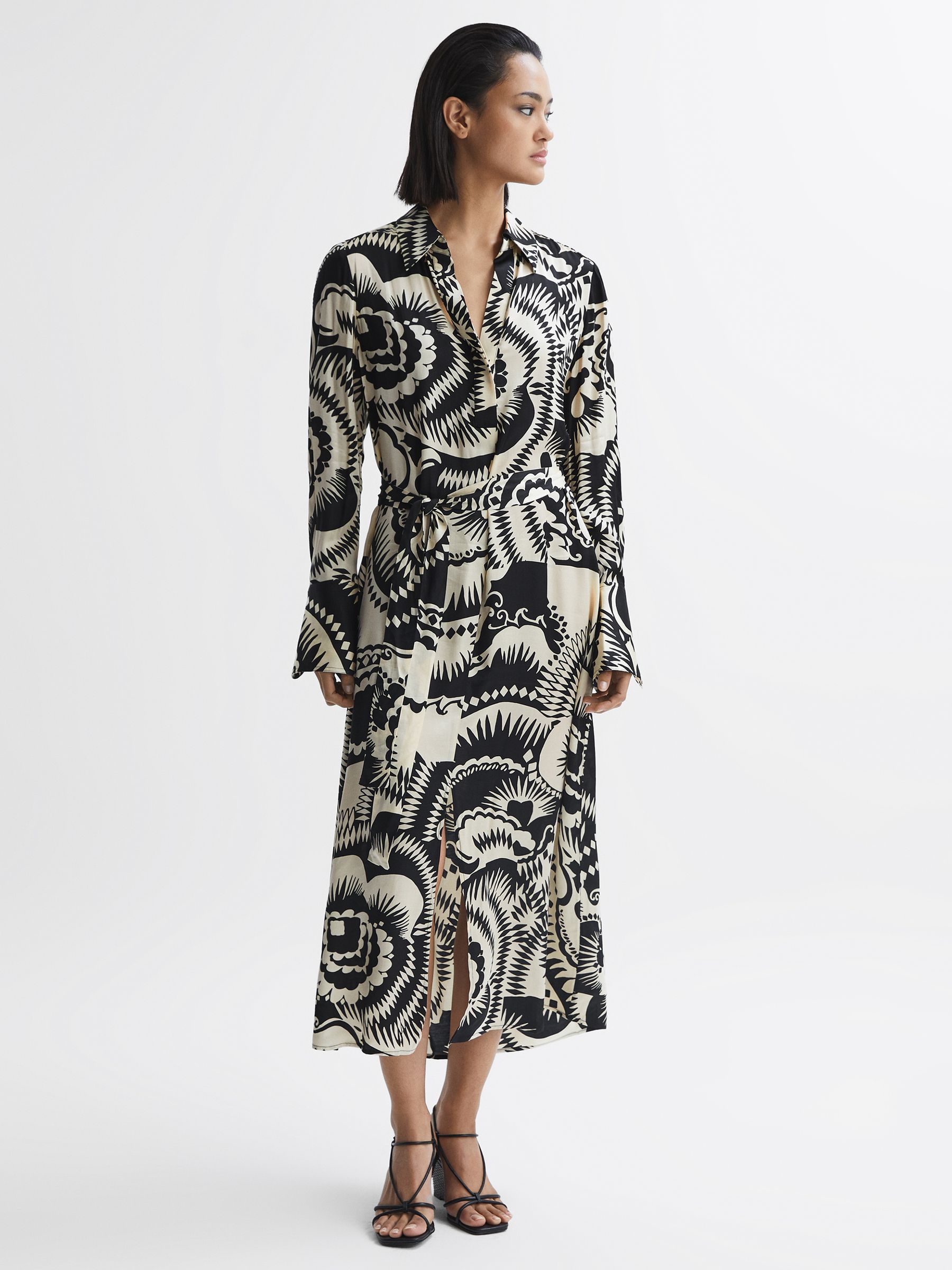 Printed Long Sleeve Midi Dress in Black/White