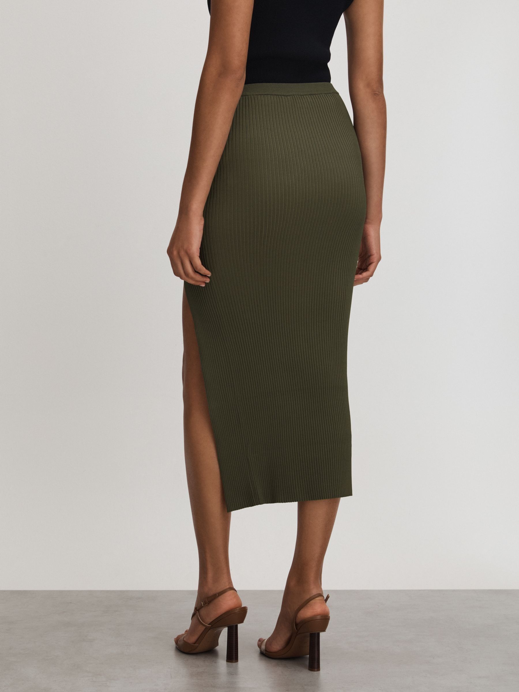 Good American Ribbed Midi Skirt in Black