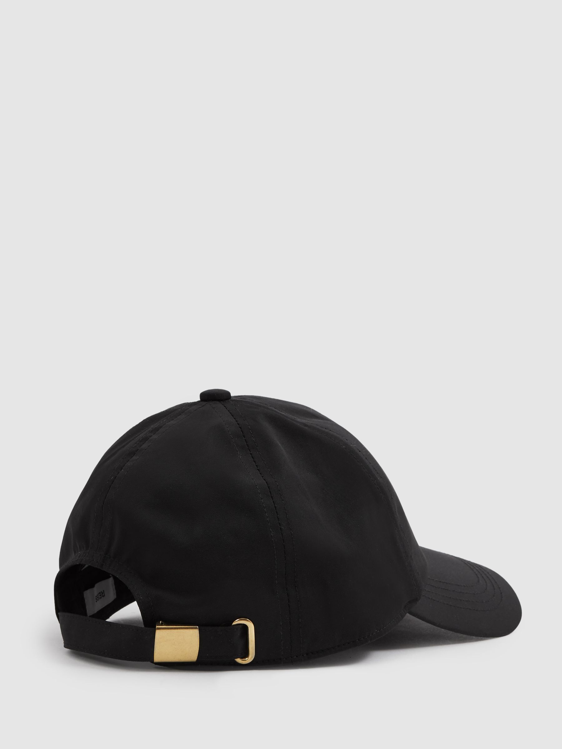 Logo-Embroidered Baseball Cap in Black