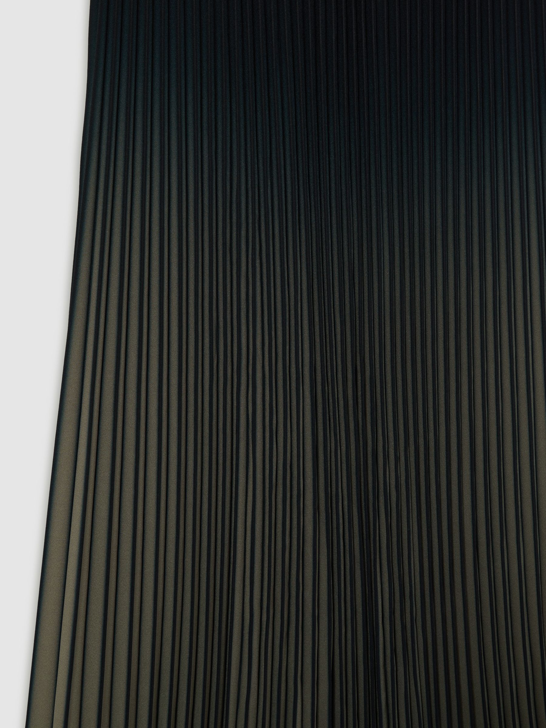 Ombré Pleated Midi Skirt in Khaki/Black