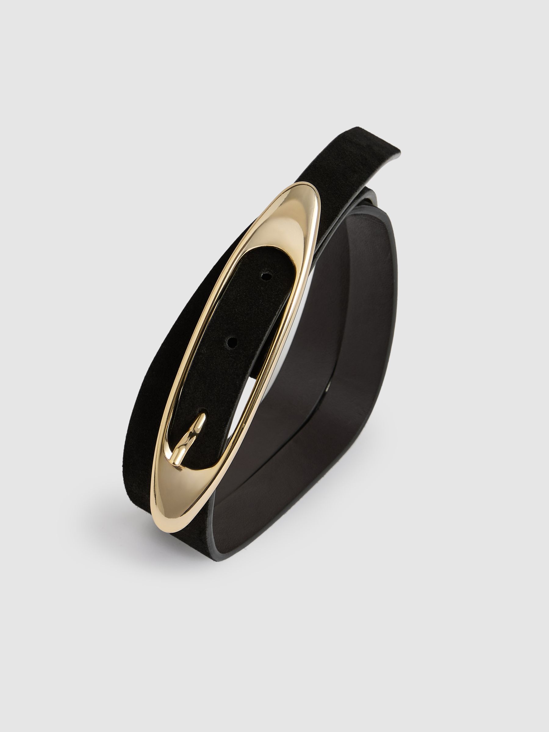 Leather Oval-Buckle Belt in Black