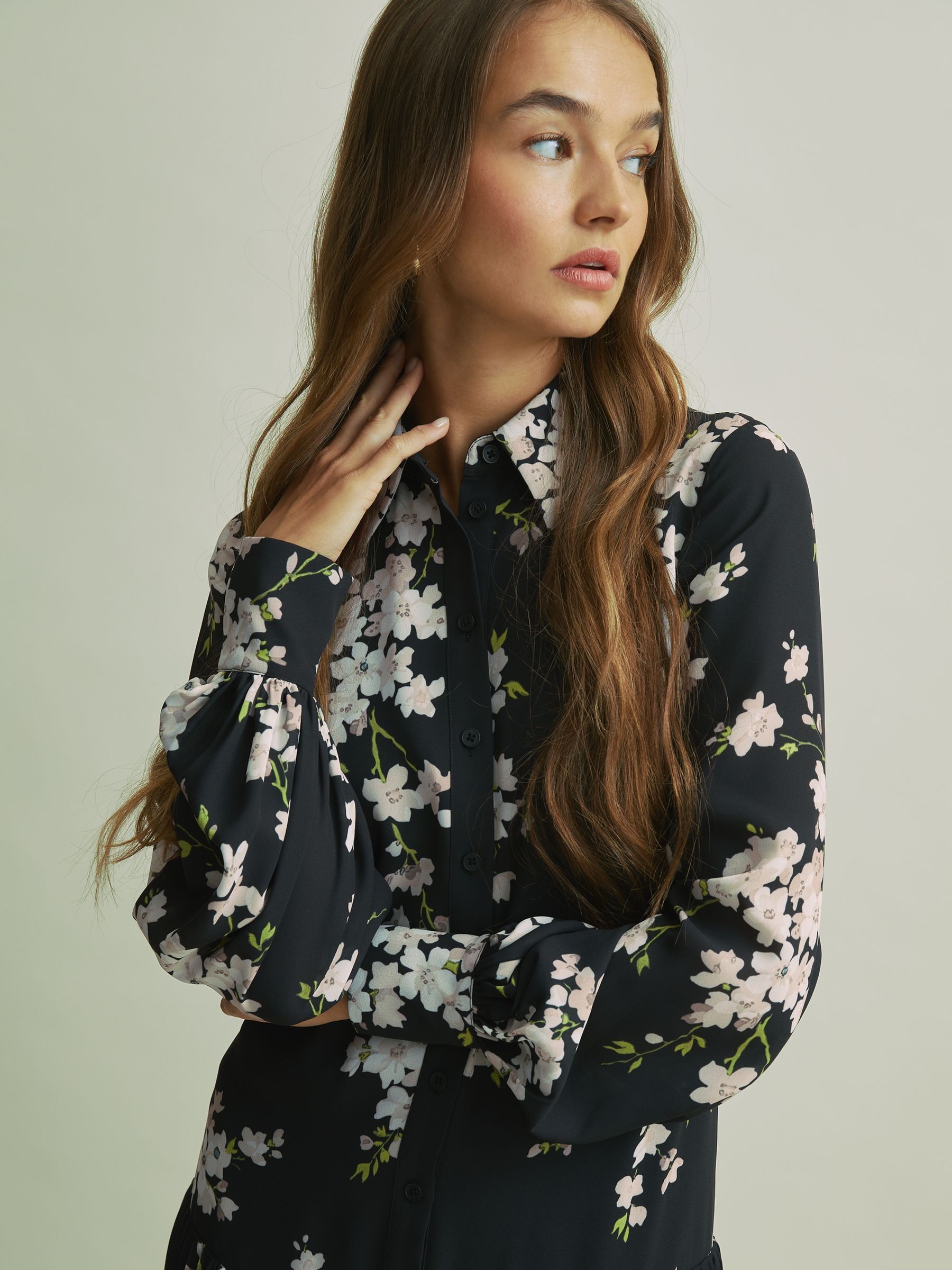 Florere Dropped Waist Shirt Midi Dress in Black