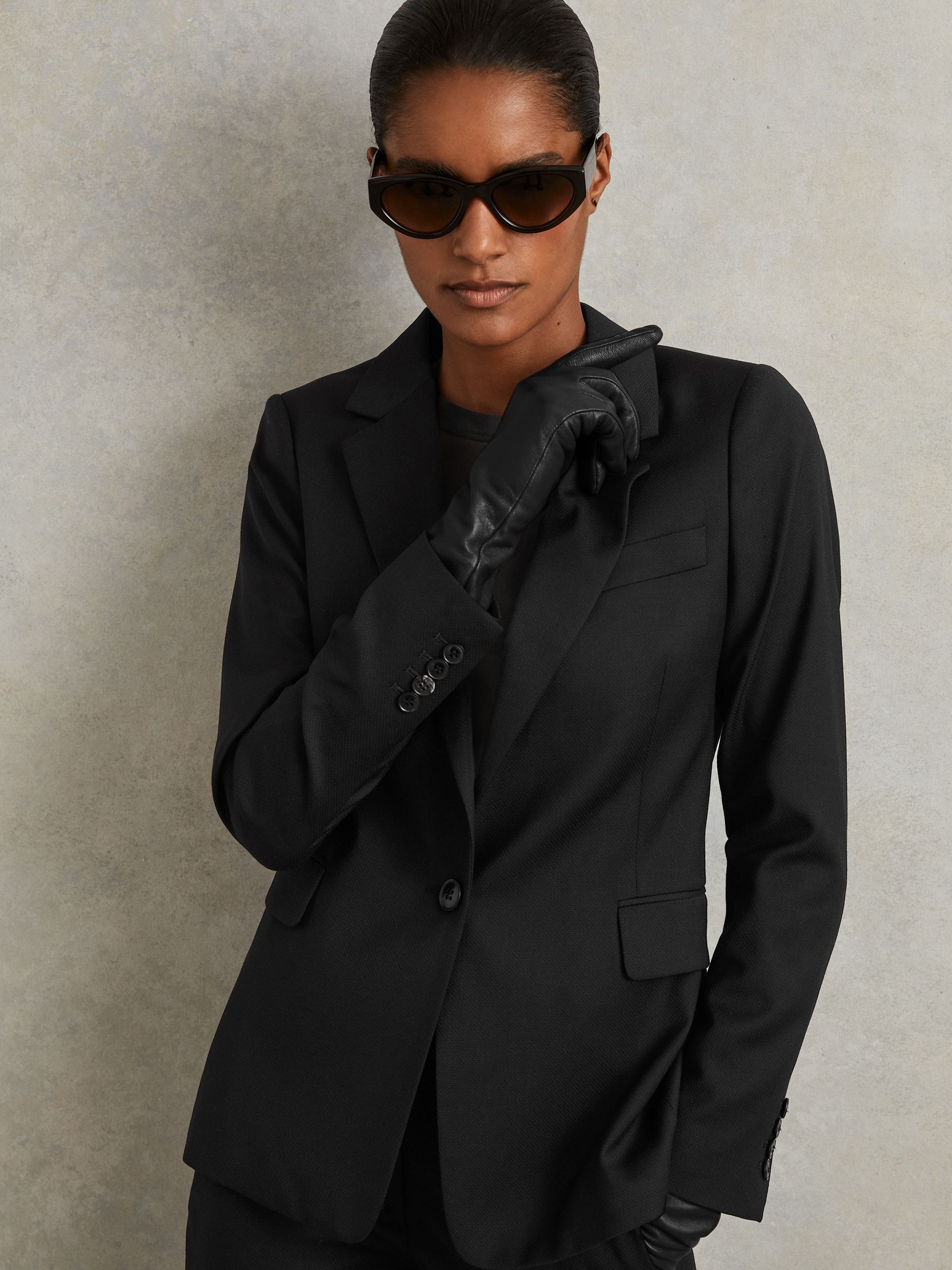 Petite Single Breasted Suit Blazer in Black