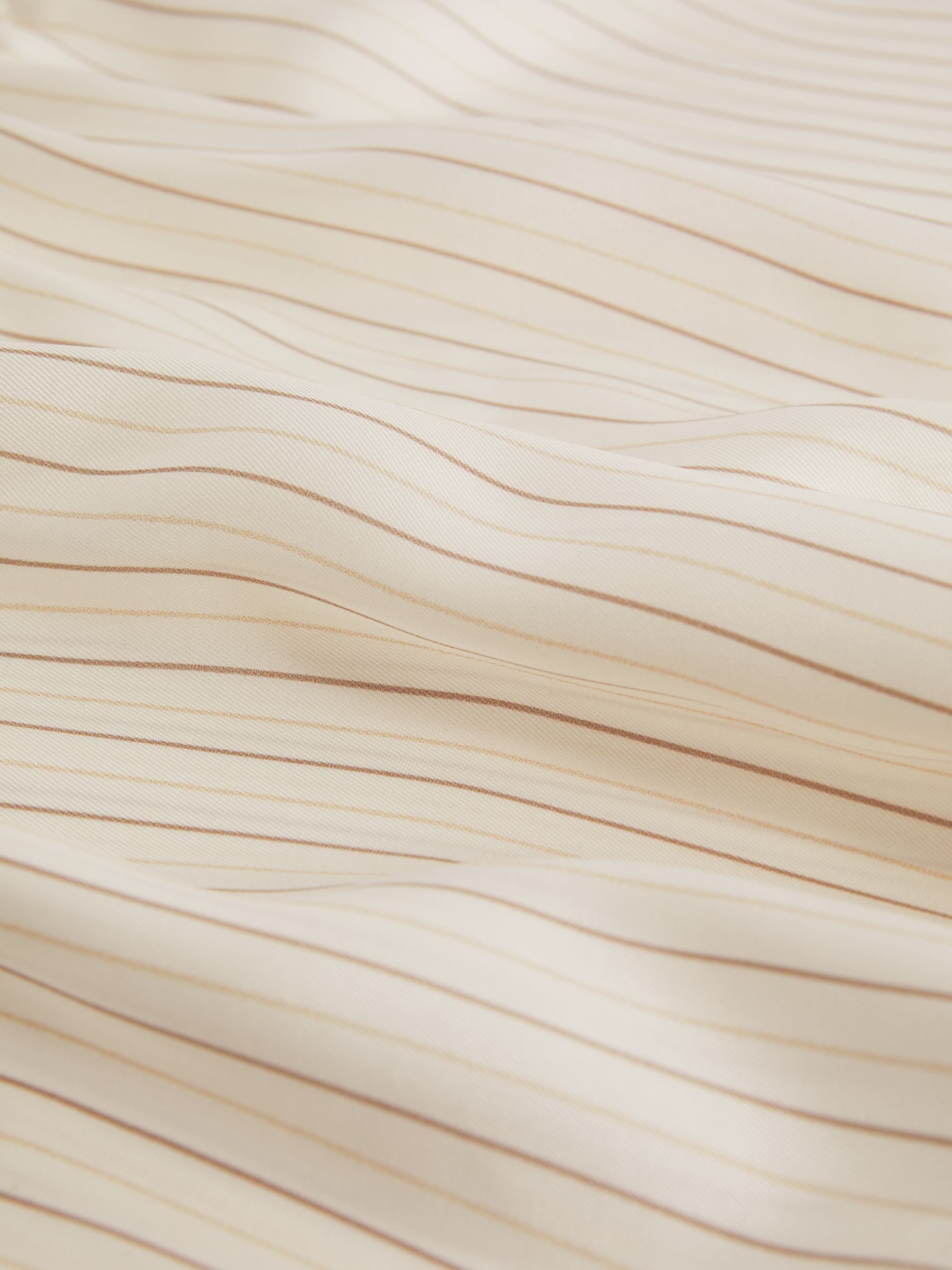 McLaren F1 Monte Carlo Drawstring Shorts in White Multi