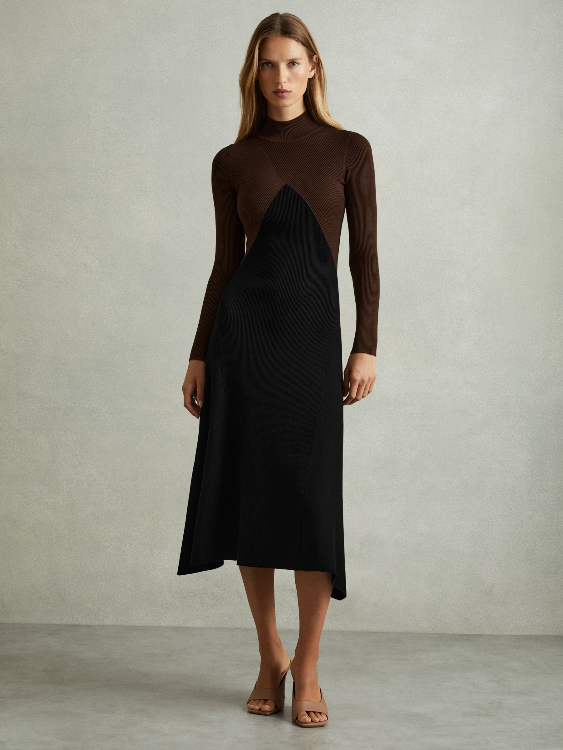 Petite Colourblock Ribbed Midi Dress in Chocolate/Black