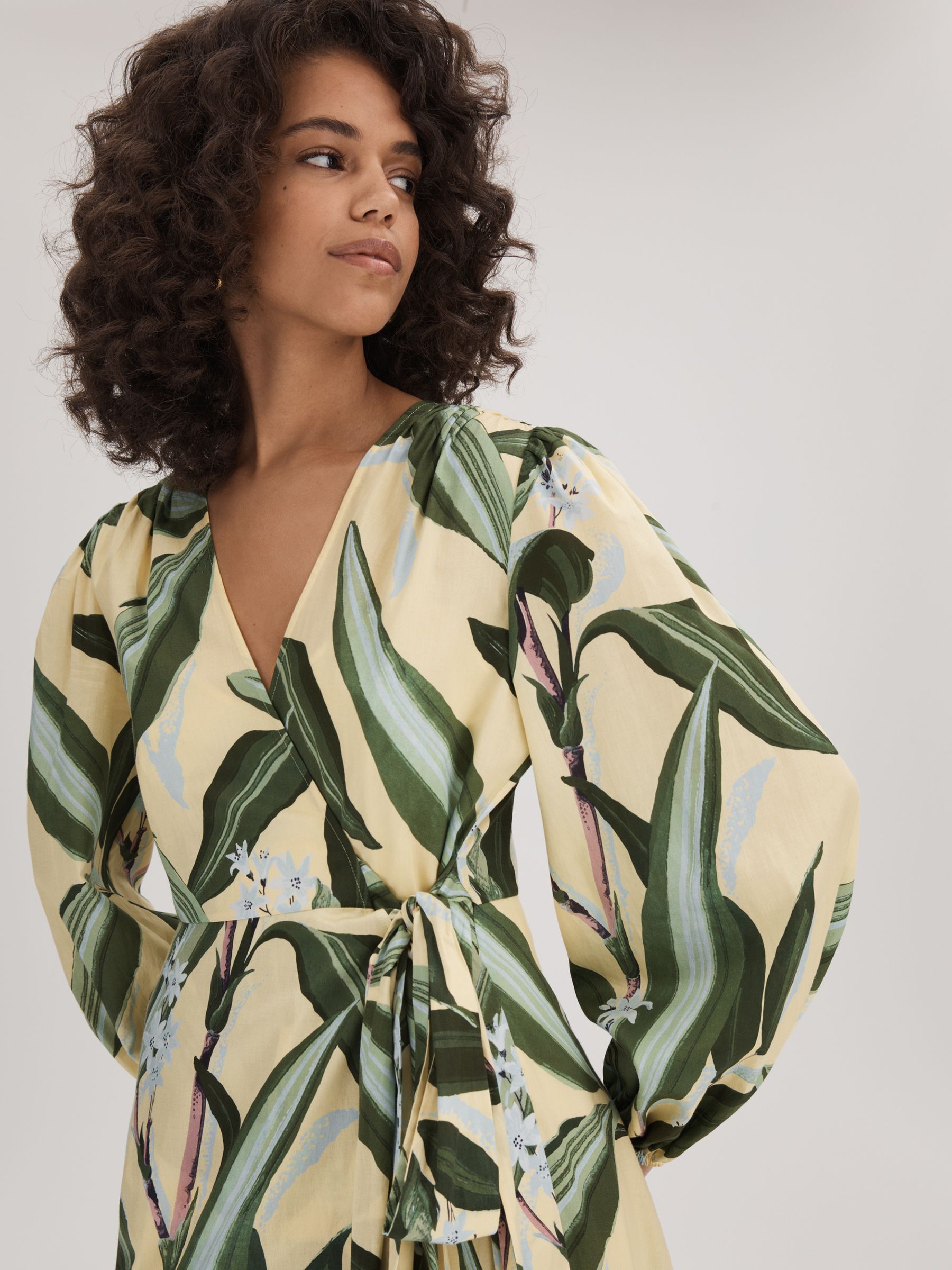 Florere Printed Wrap Midi Dress in Pale Yellow
