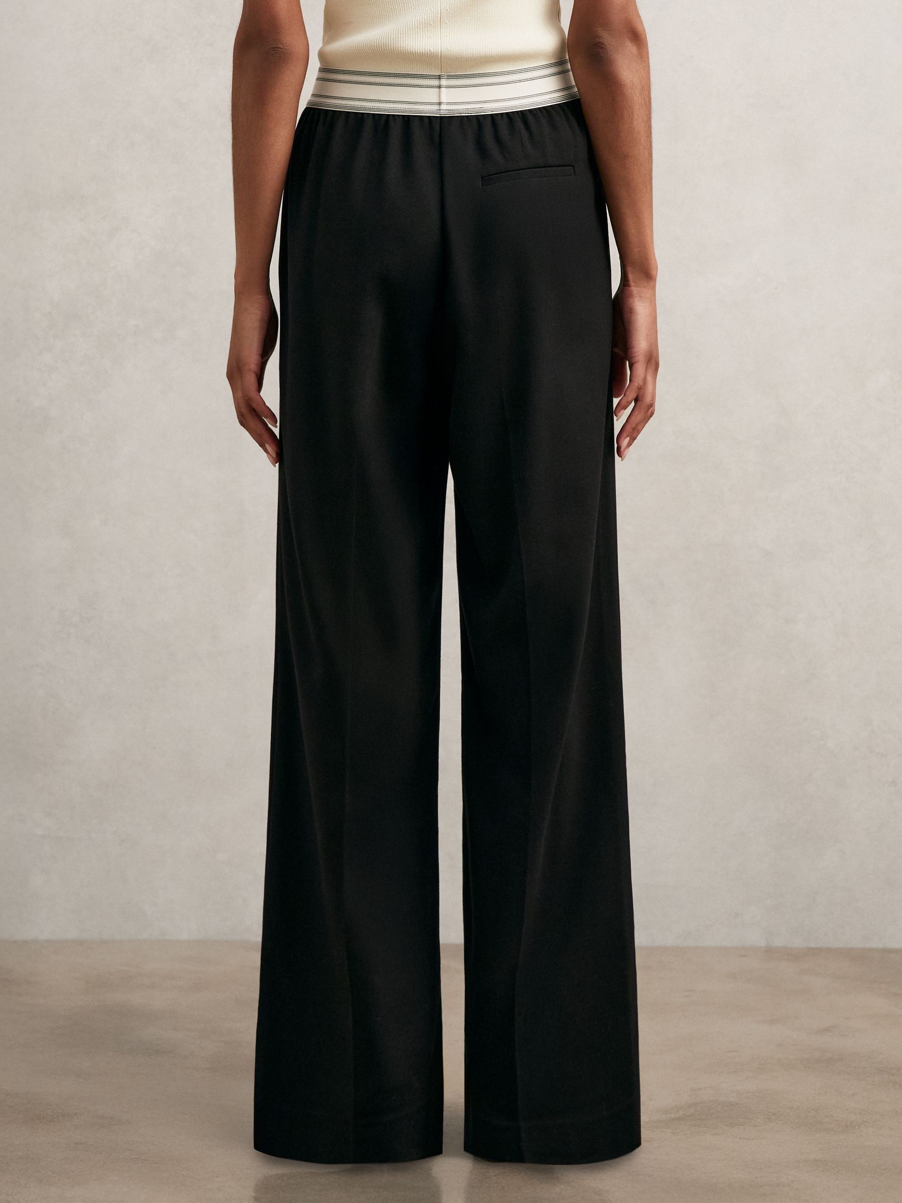 Petite Wide-Leg Contrast-Waistband Trousers in Black