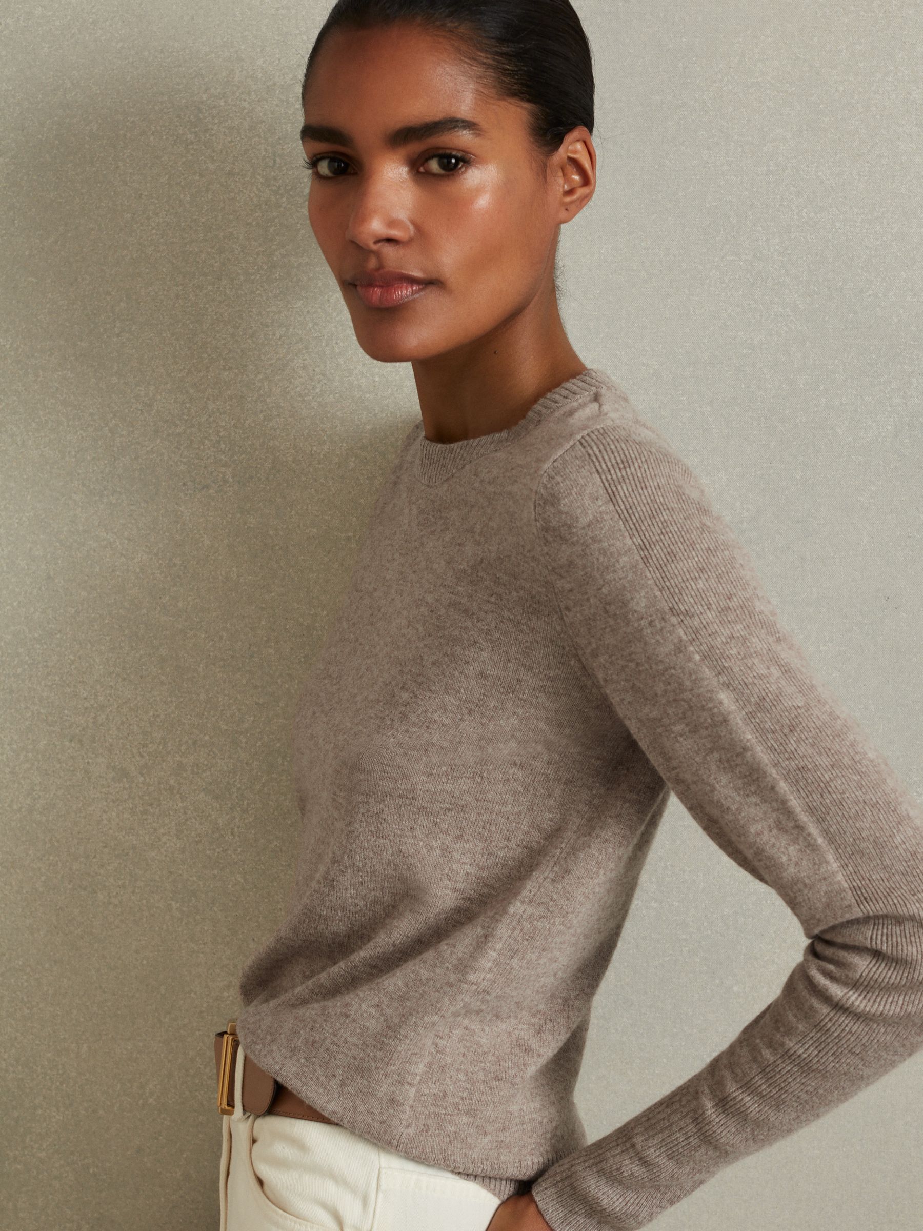 Wool Blend Crew Neck Jumper with Cashmere in Neutral