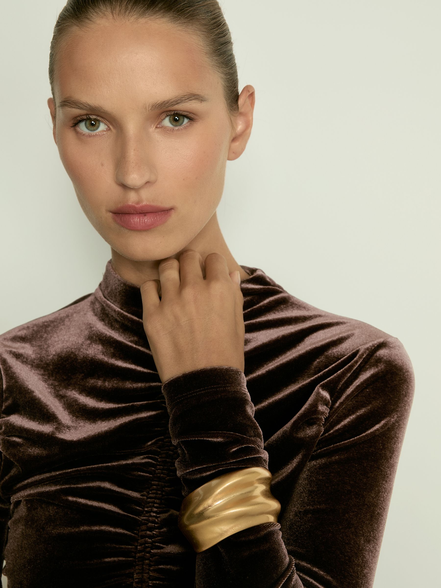 Velvet Ruched Long-Sleeve Top in Chocolate
