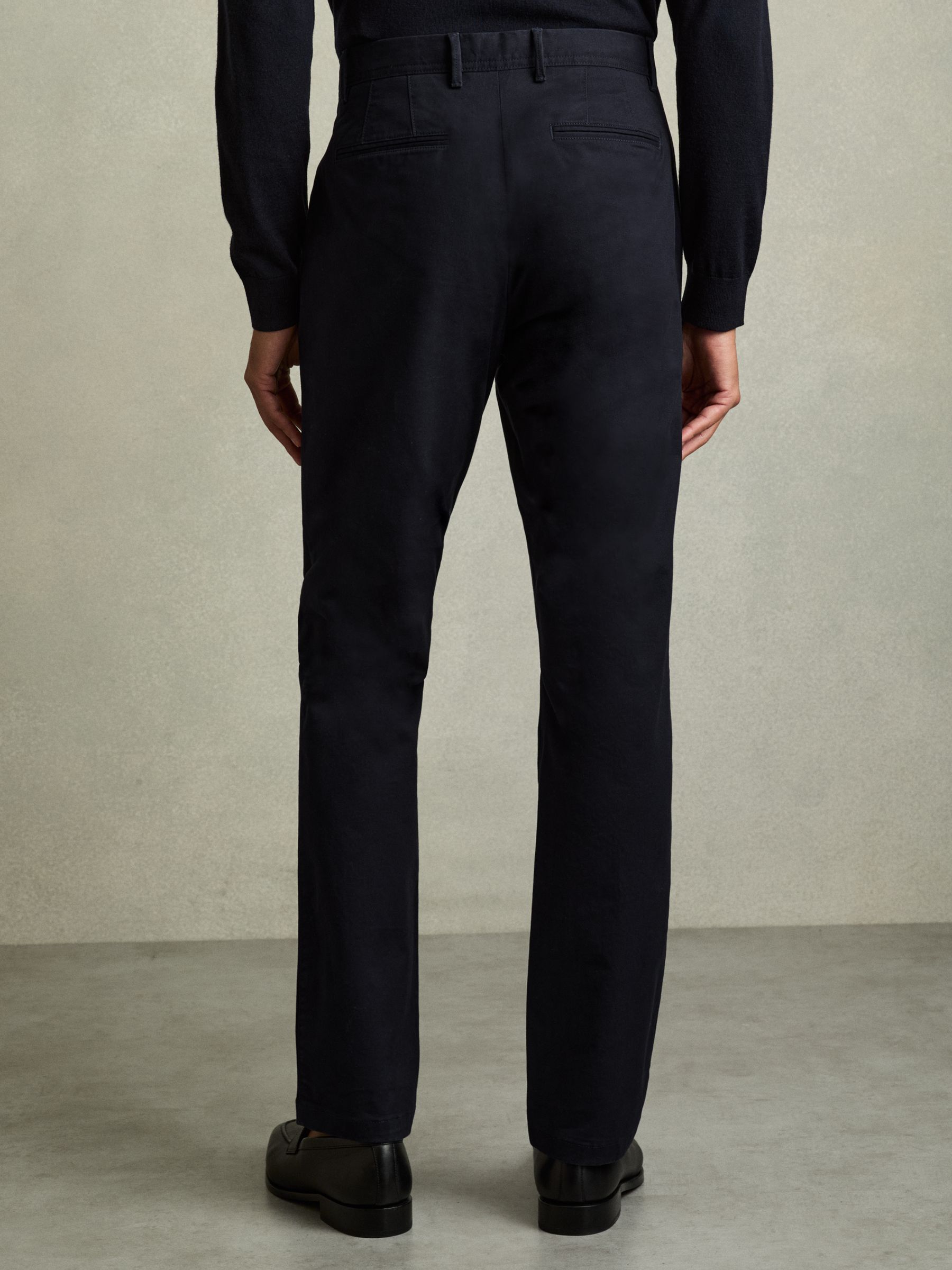 Washed Cotton Slim Fit Chino in Navy