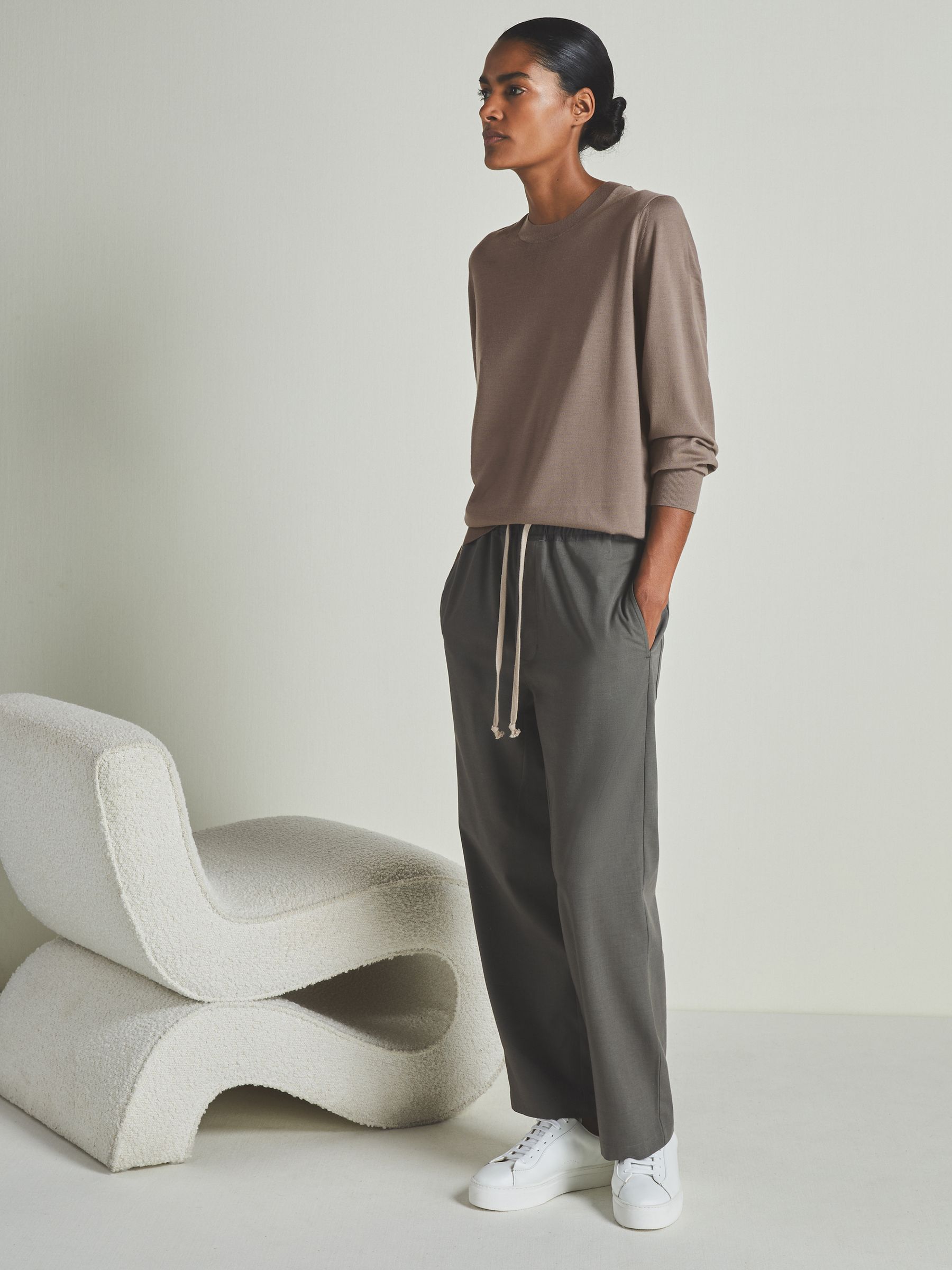 Reiss | Les 100 Ciels Noble-Wool Long-Sleeve Jumper in Dark Mink