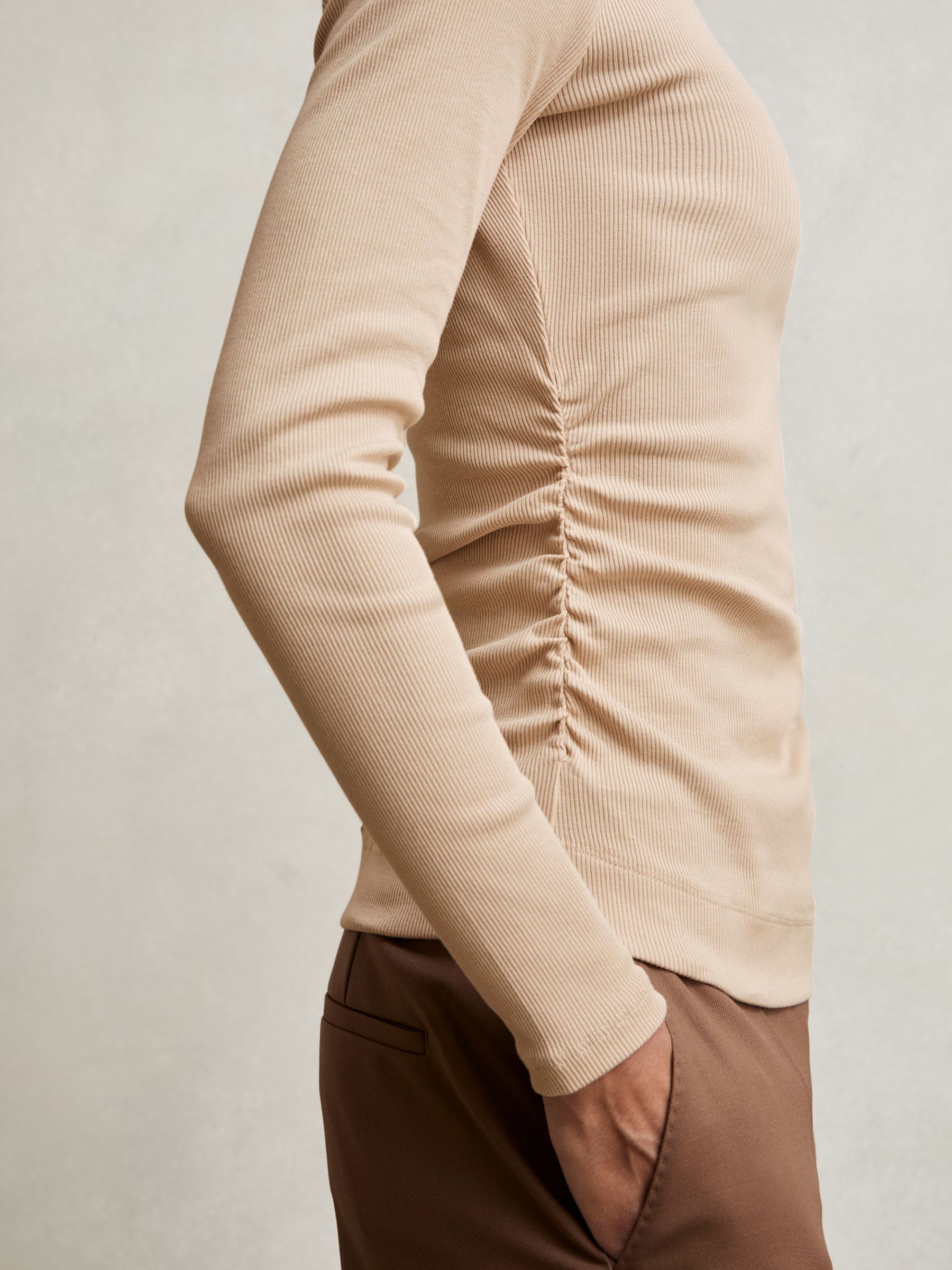 Cotton Long-Sleeve Ruched T-Shirt with Stretch in Camel