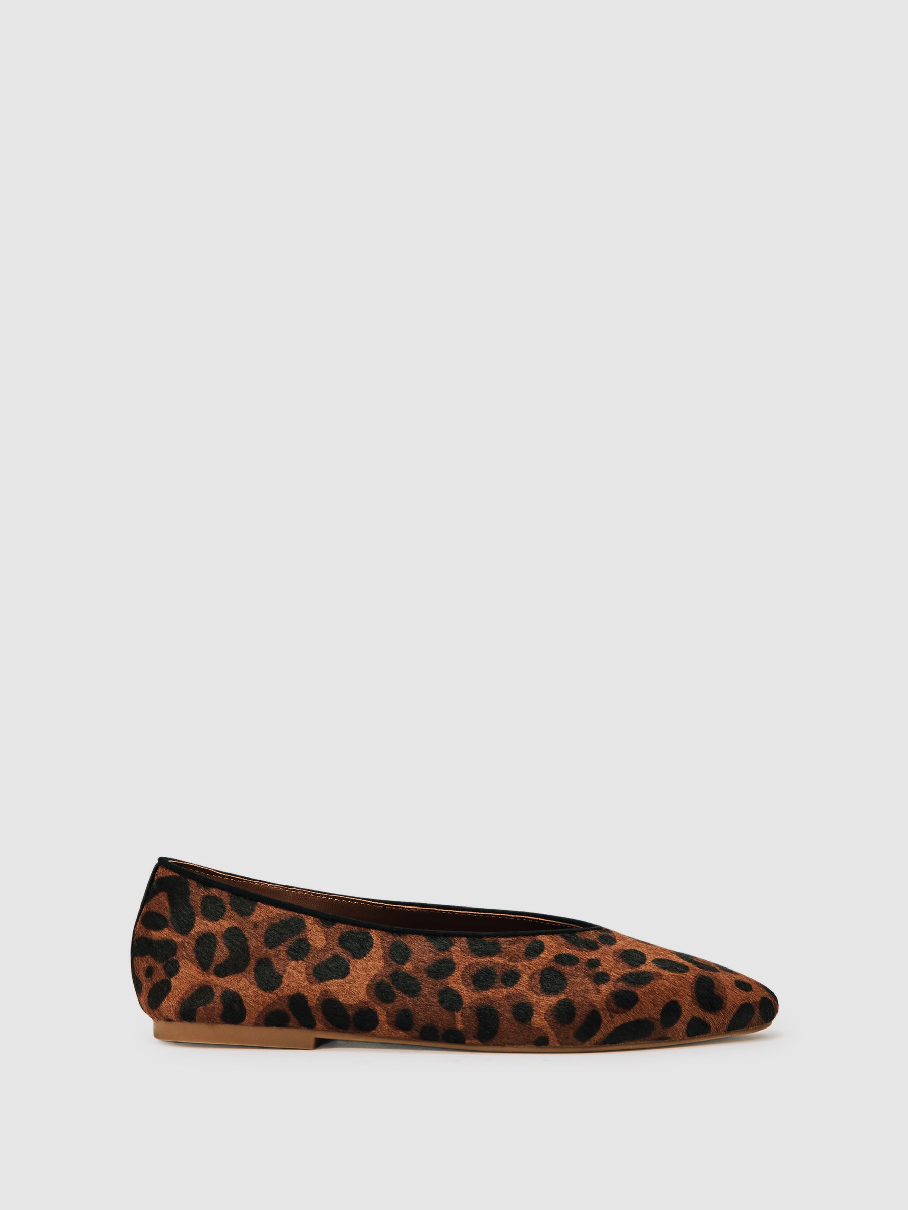 Leather Rounded-Point Toe Ballet Flats in Animal