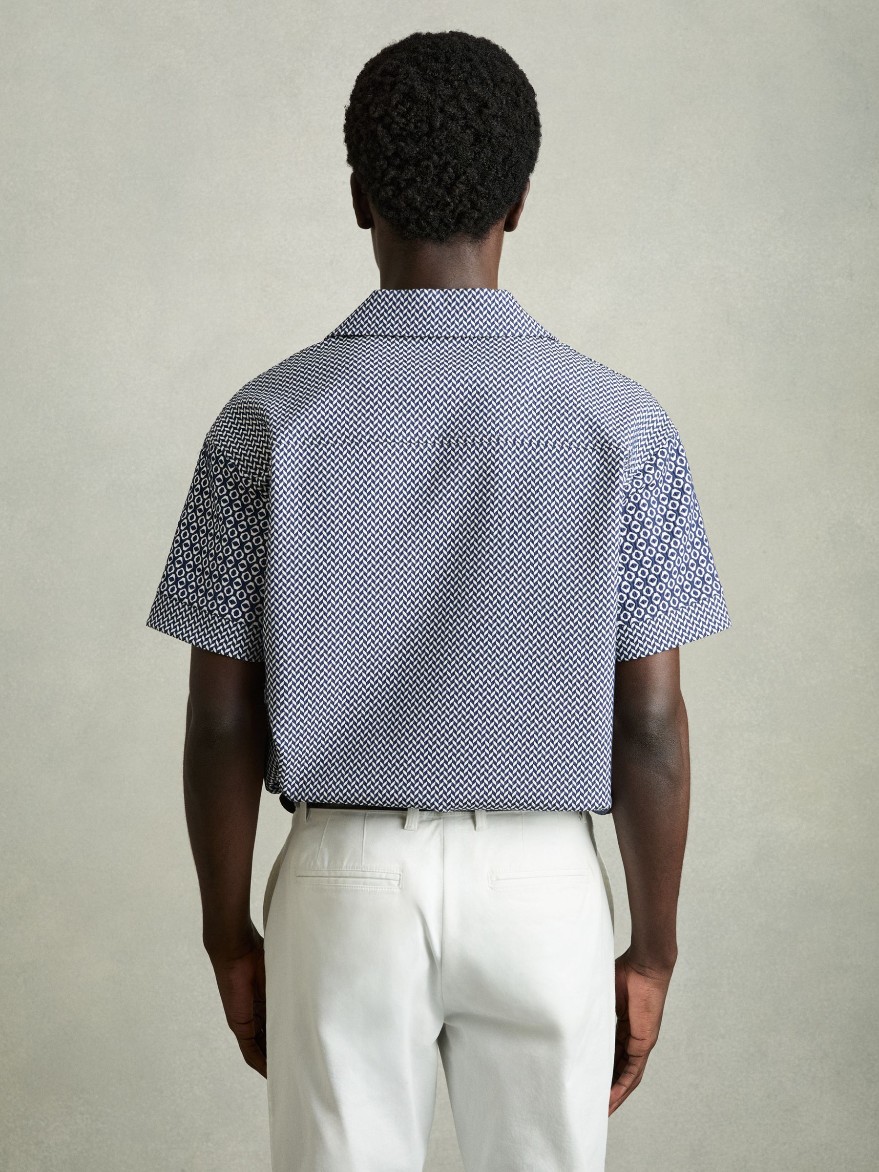 Geometric-Jacquard Cuban-Collar Shirt in Navy/White