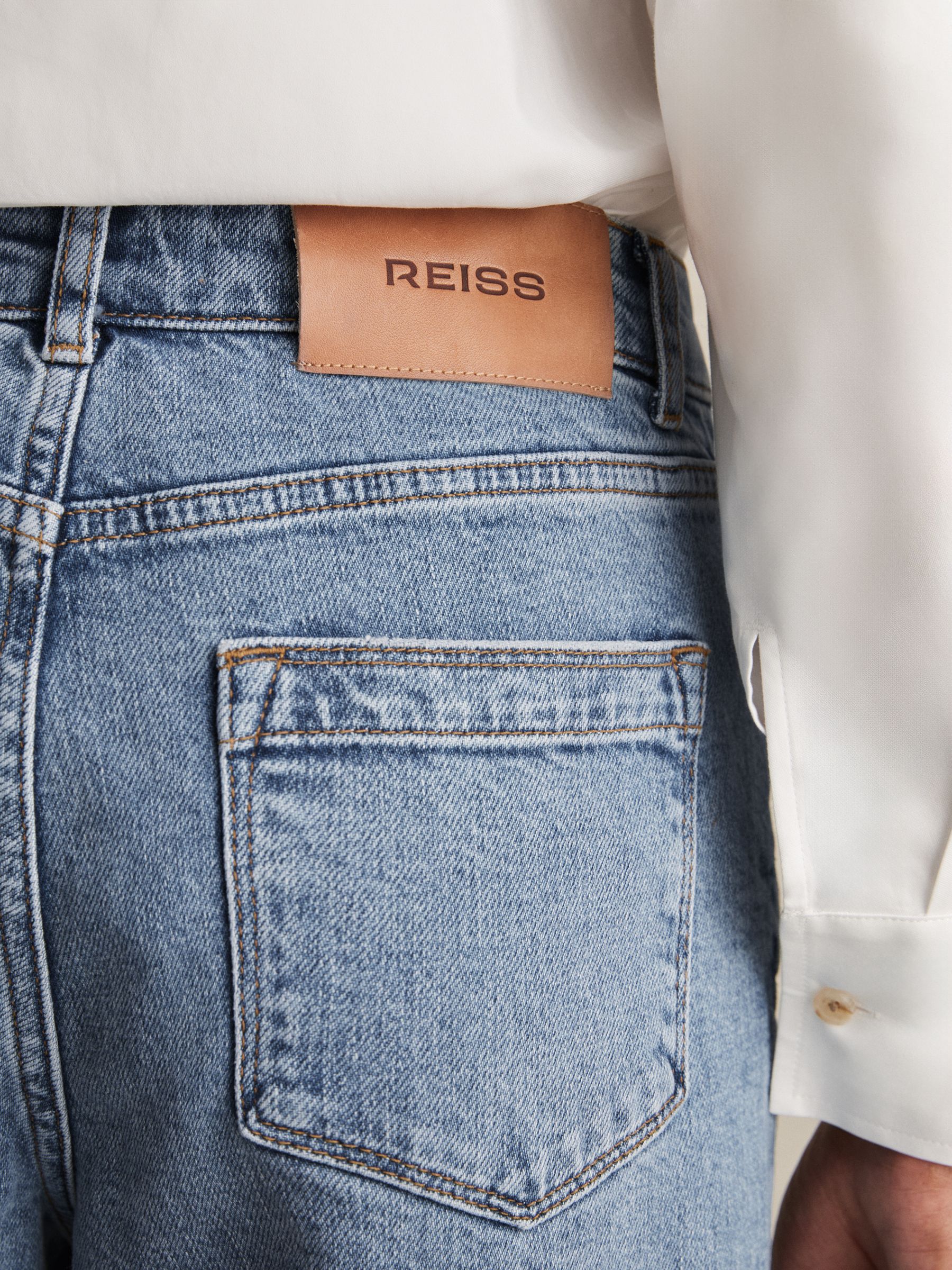 Mid-Rise Straight-Leg Jeans in Light Blue