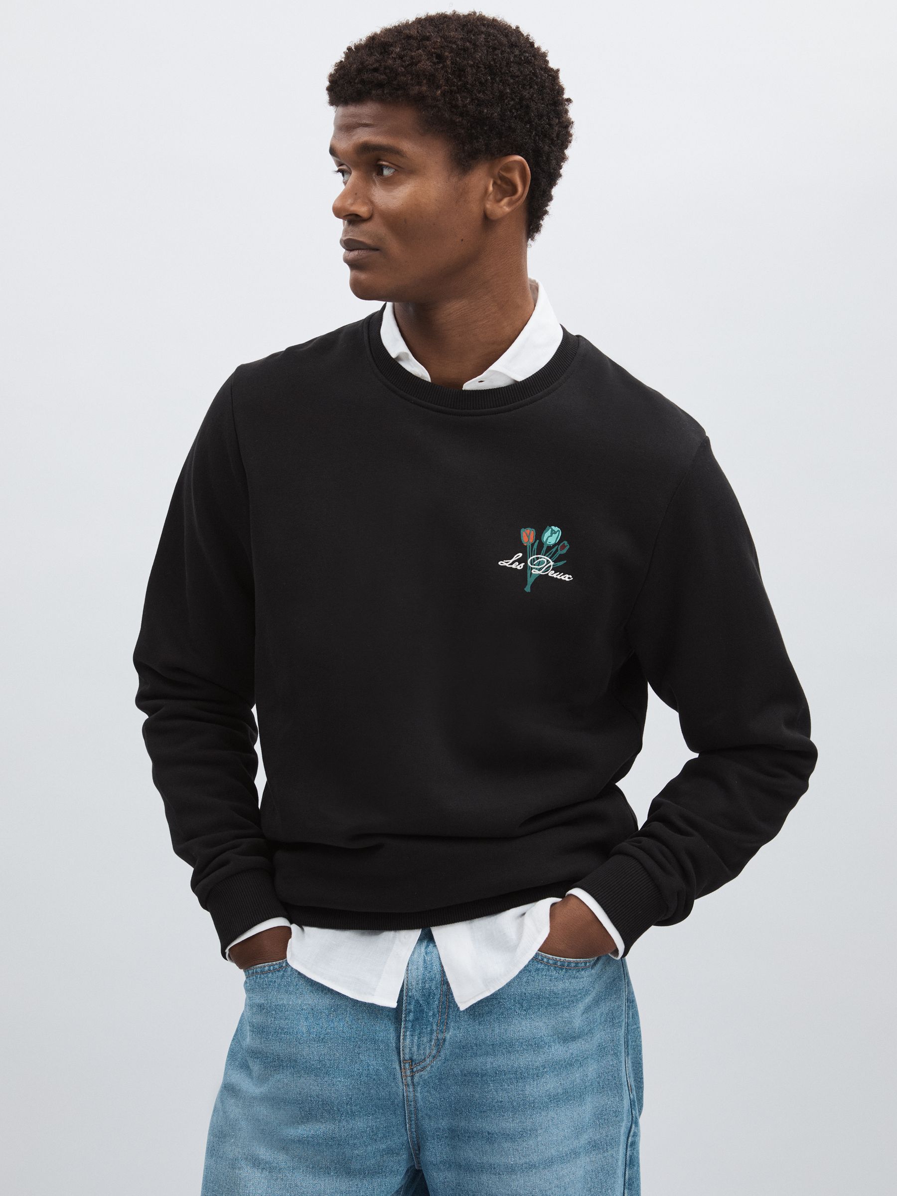 Les Deux Cotton Café Sweatshirt in Black Print