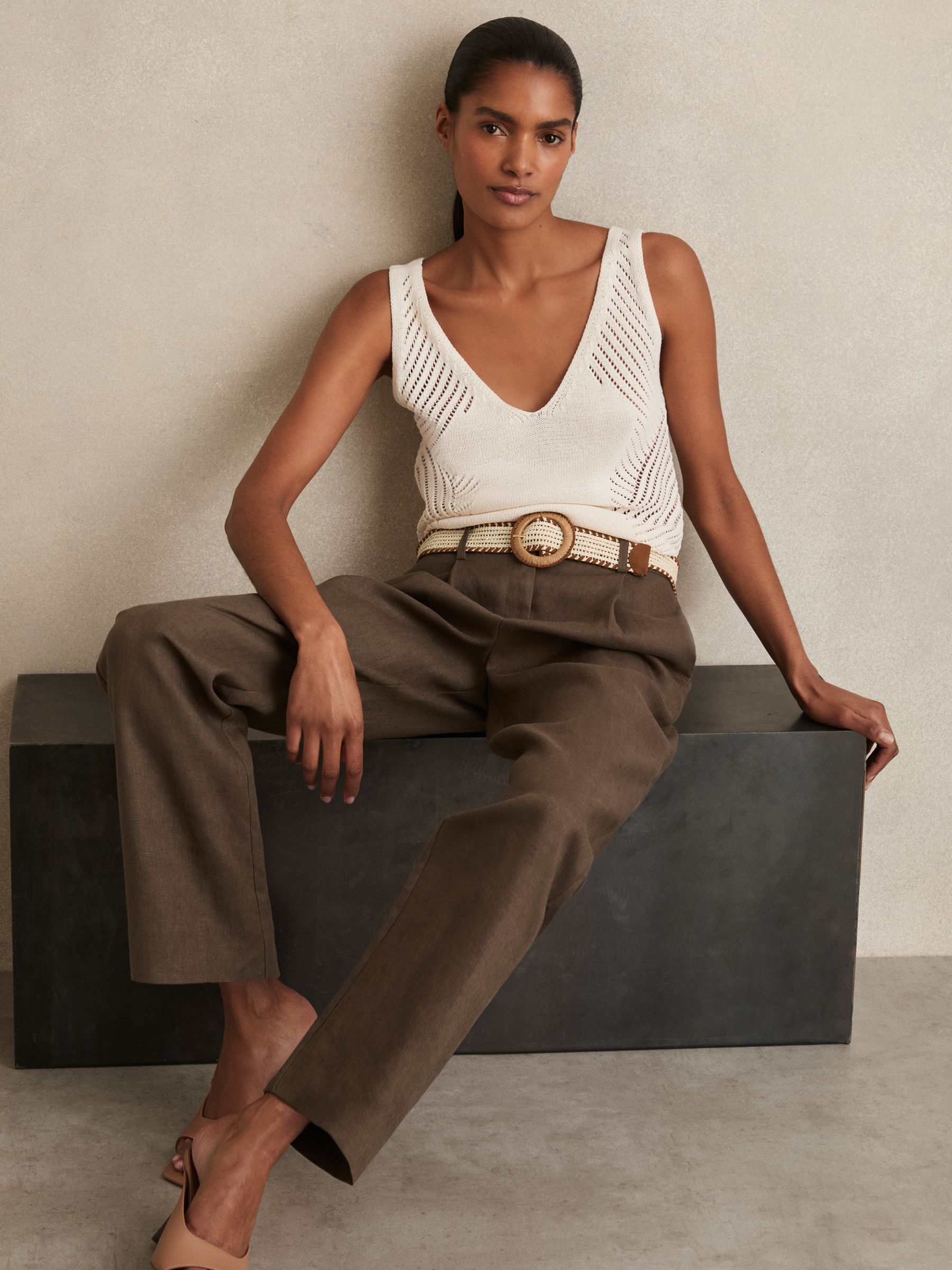 Petite Linen Belted Tapered Trousers in Mink Neutral