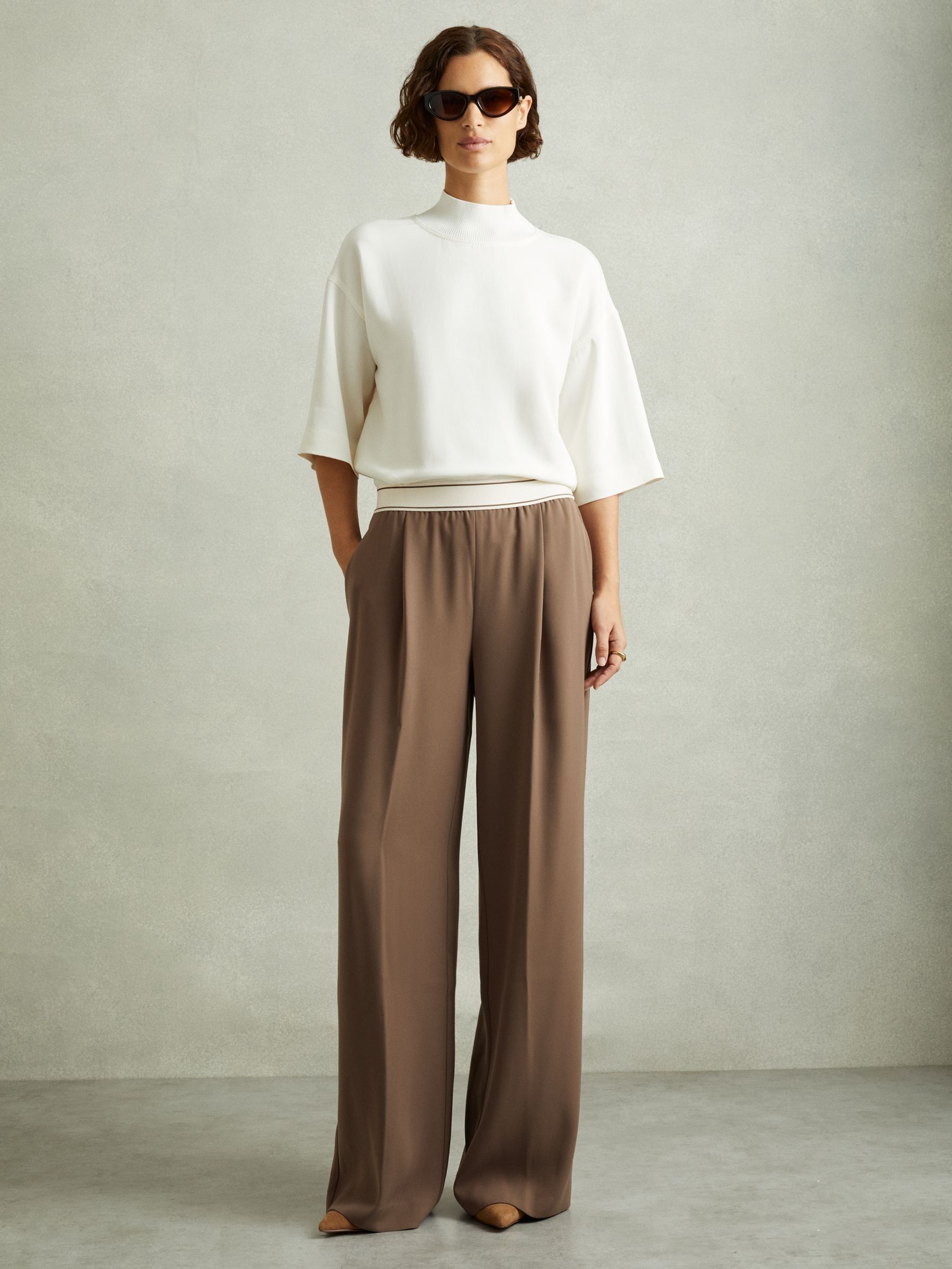 Wide Leg Elasticated Trousers in Mocha Brown