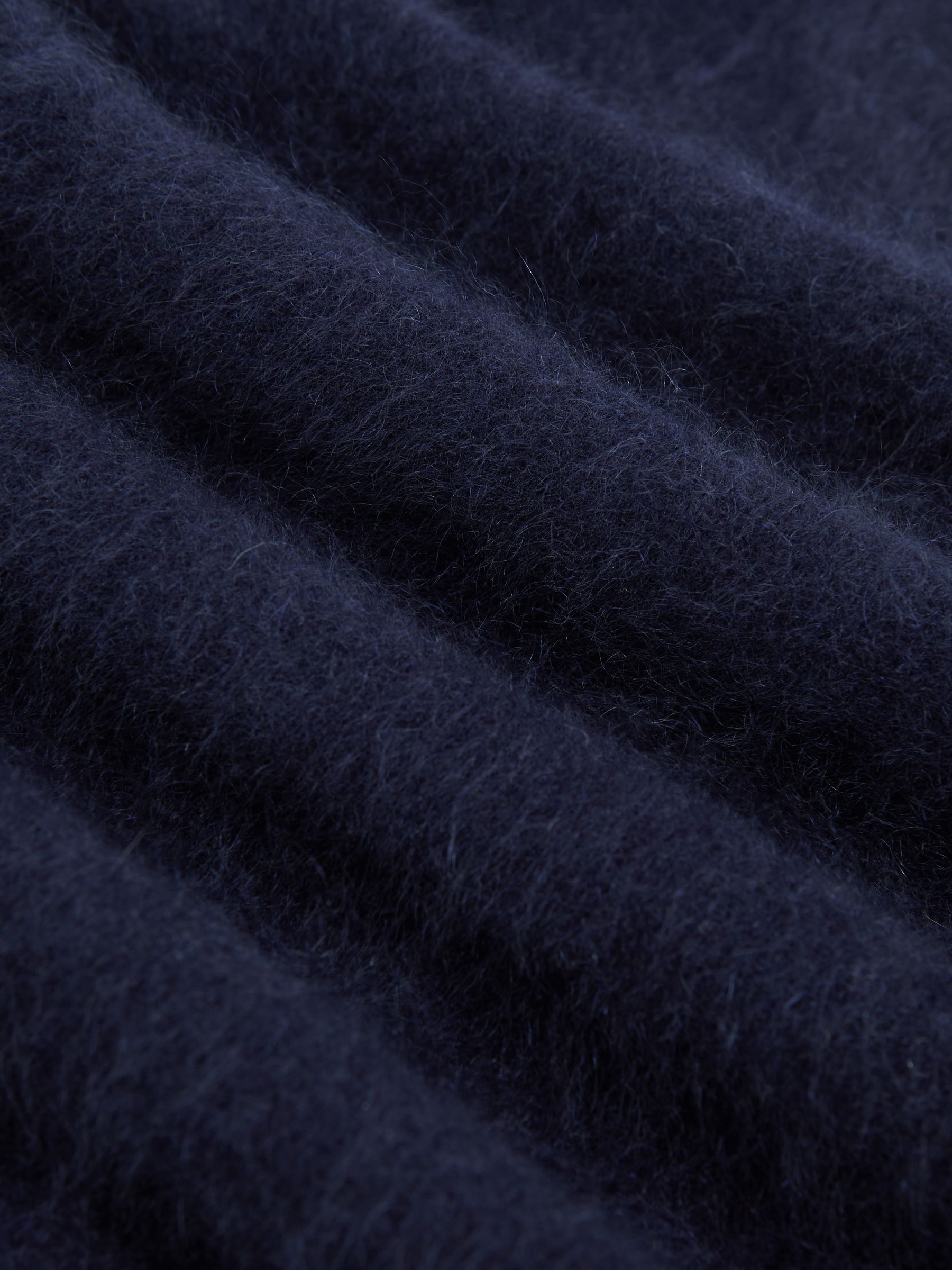 Brushed Cashmere Crew Neck Jumper in Navy