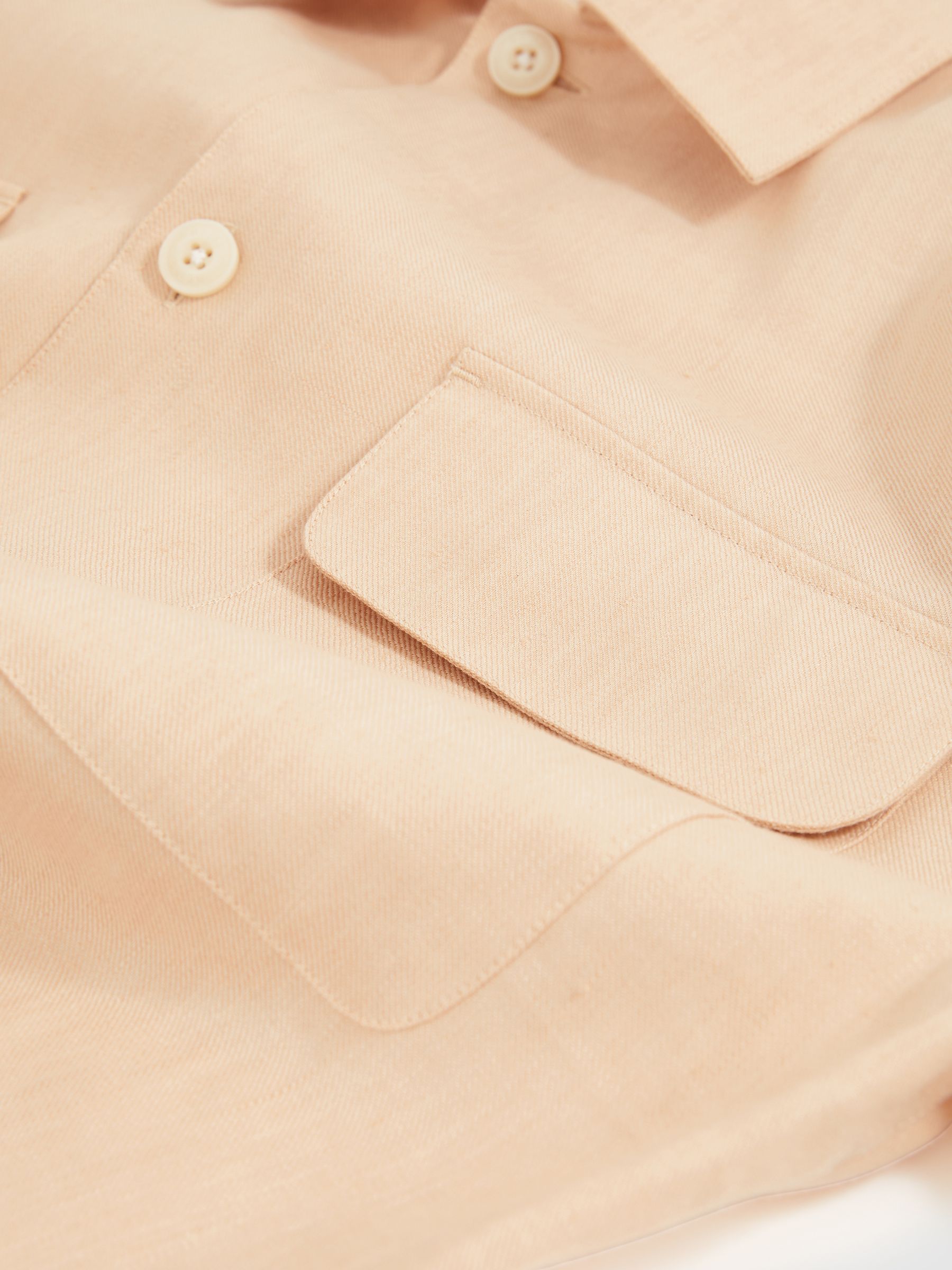 Linen Twin-Pocket Overshirt in Stone