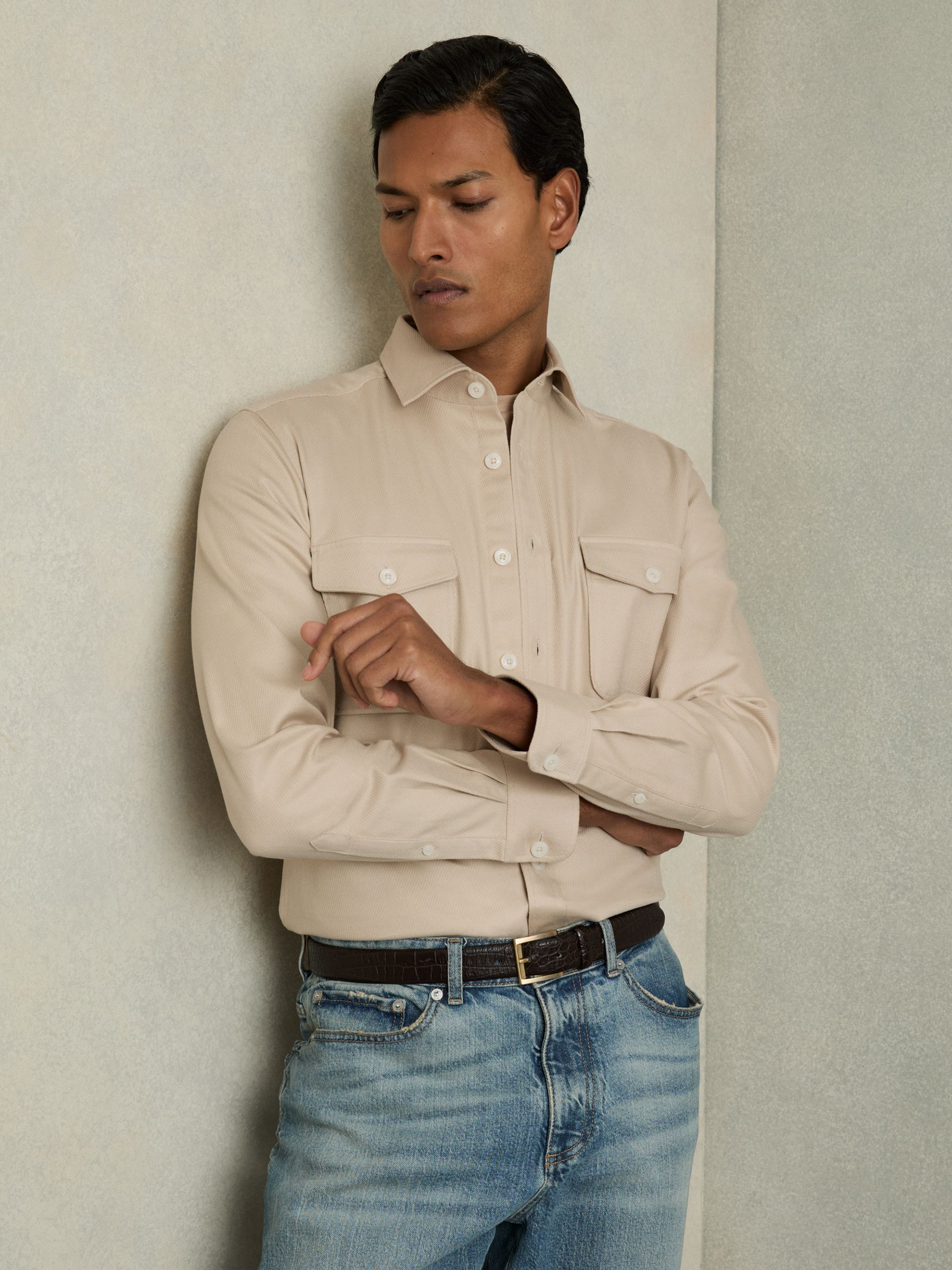 Stretch-Cotton Twill Twin-Pocket Overshirt in Stone