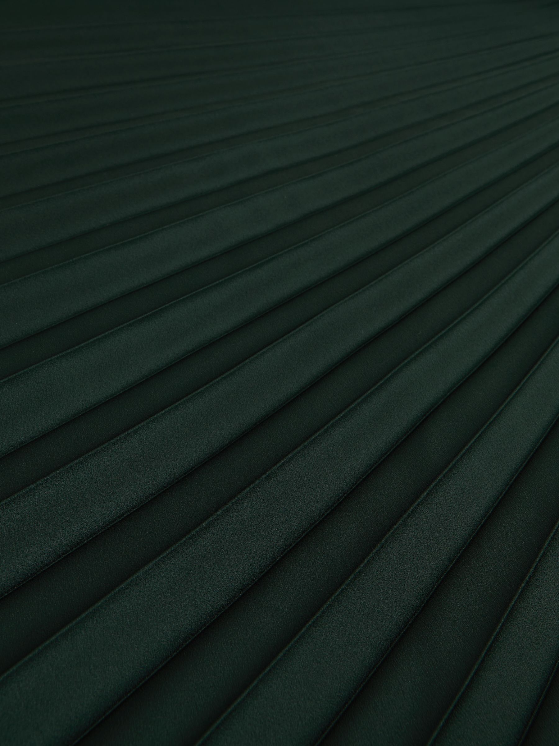 Pleated Midi Skirt in Dark Green