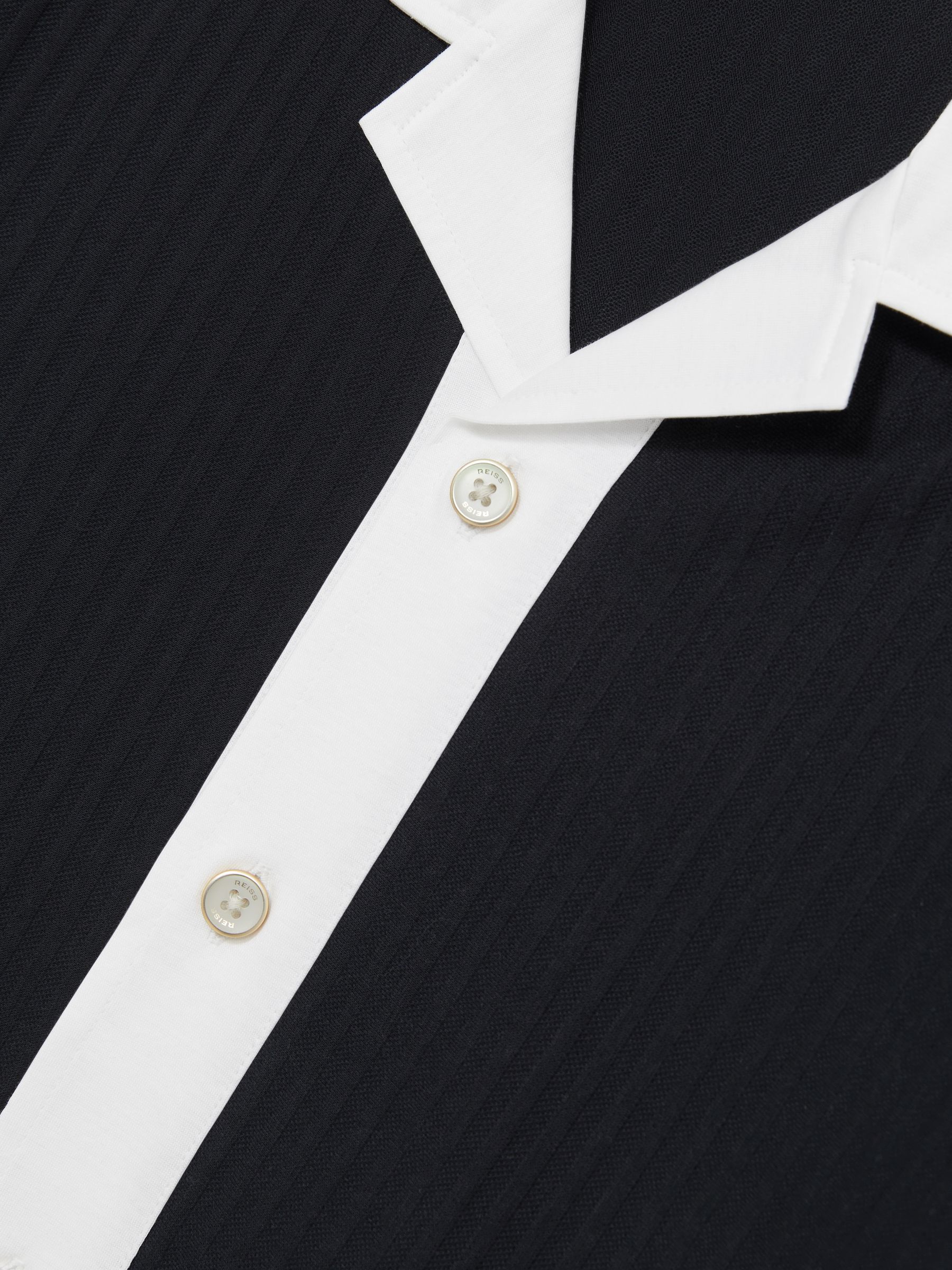 Cotton Textured Colour-Block Shirt in Navy/White