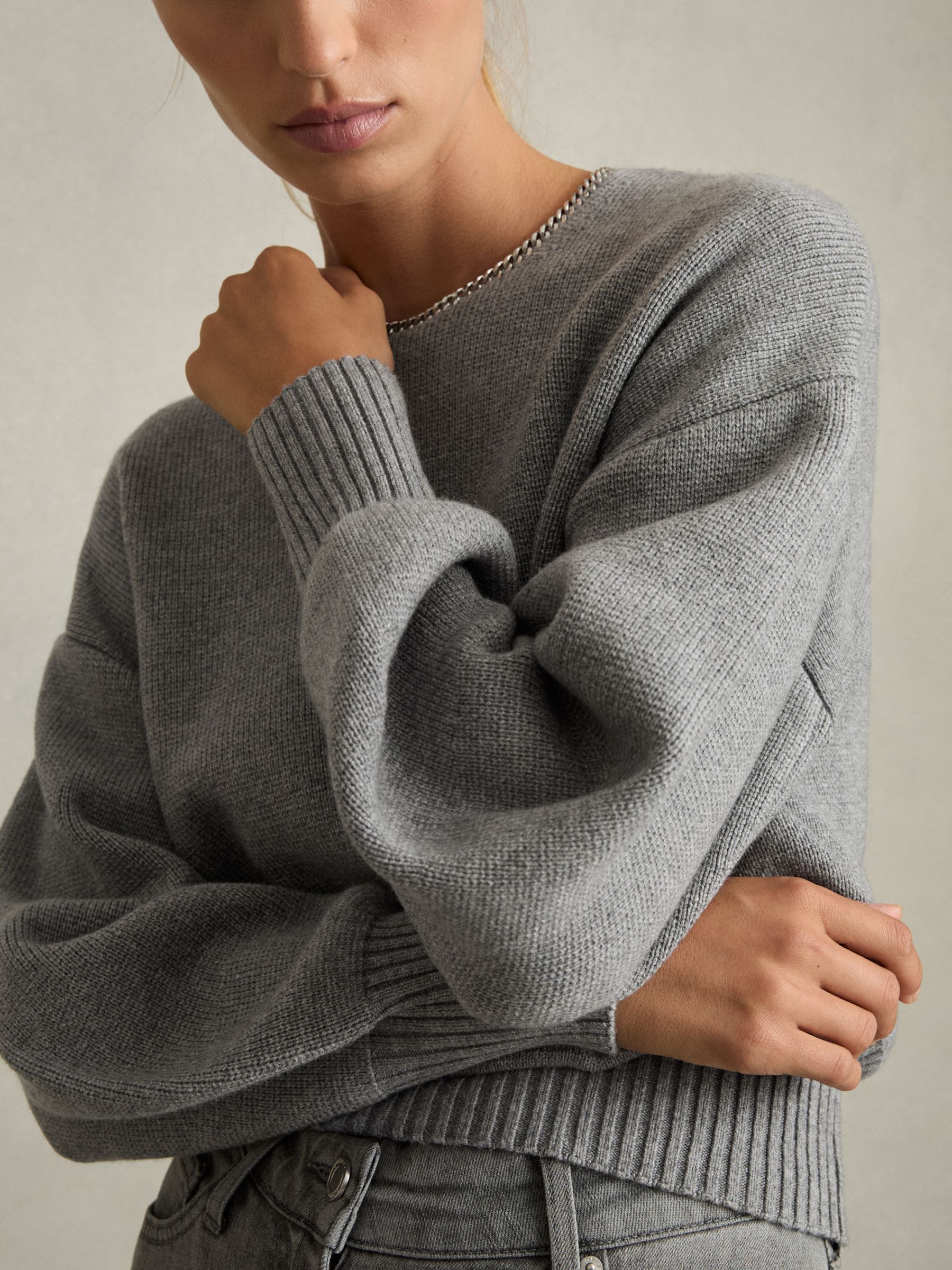 Chain-Necklace Jumper With Cashmere in Grey