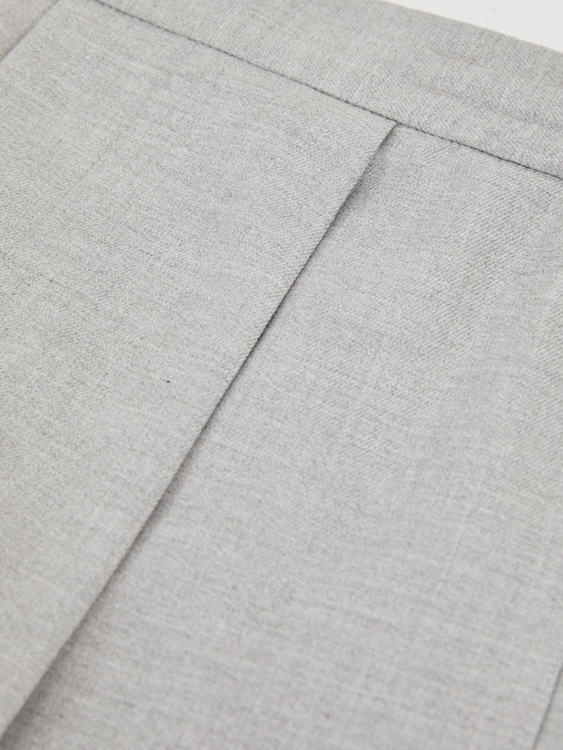 Relaxed Drawstring Shorts in Soft Grey