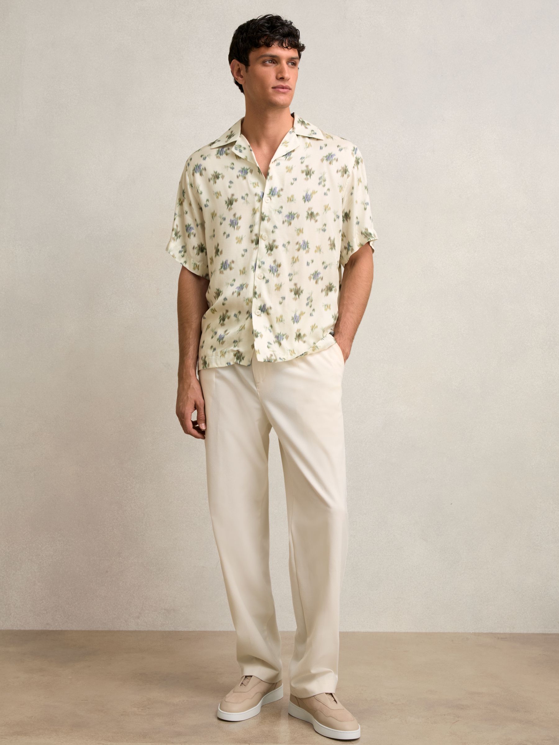 Abstract-Floral Print Cuban-Collar Shirt in Off White