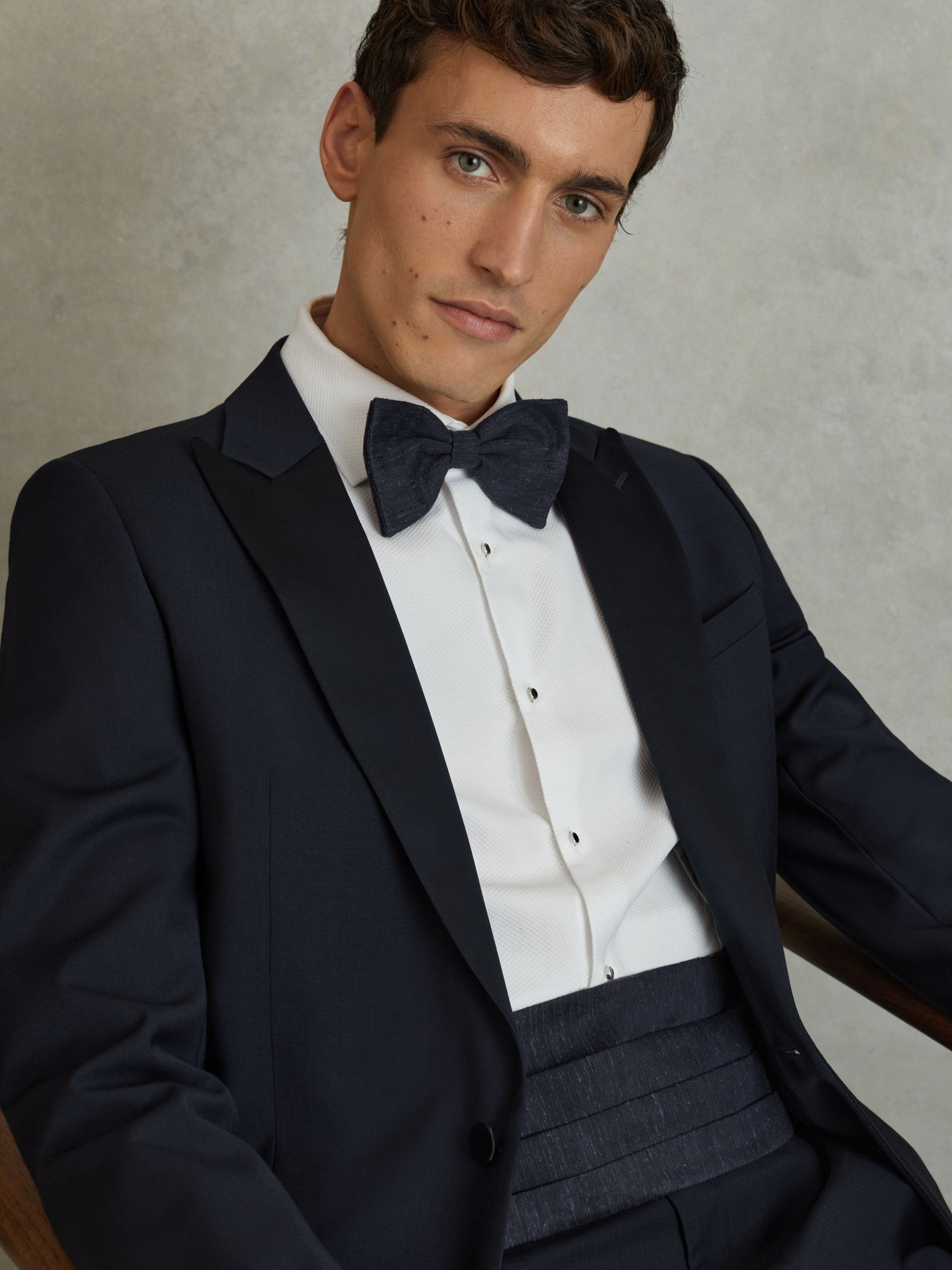 Silk Blend Pleated Cummerbund in Navy